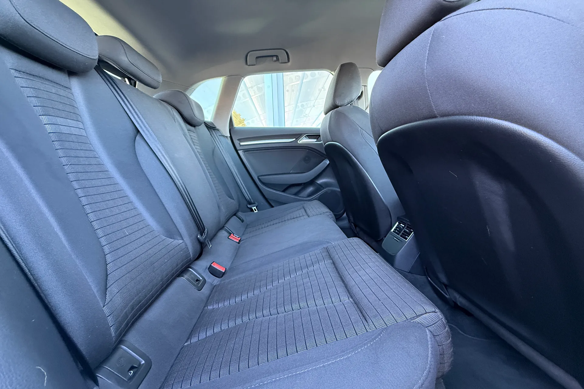 Audi A3 thumbnail image number 23