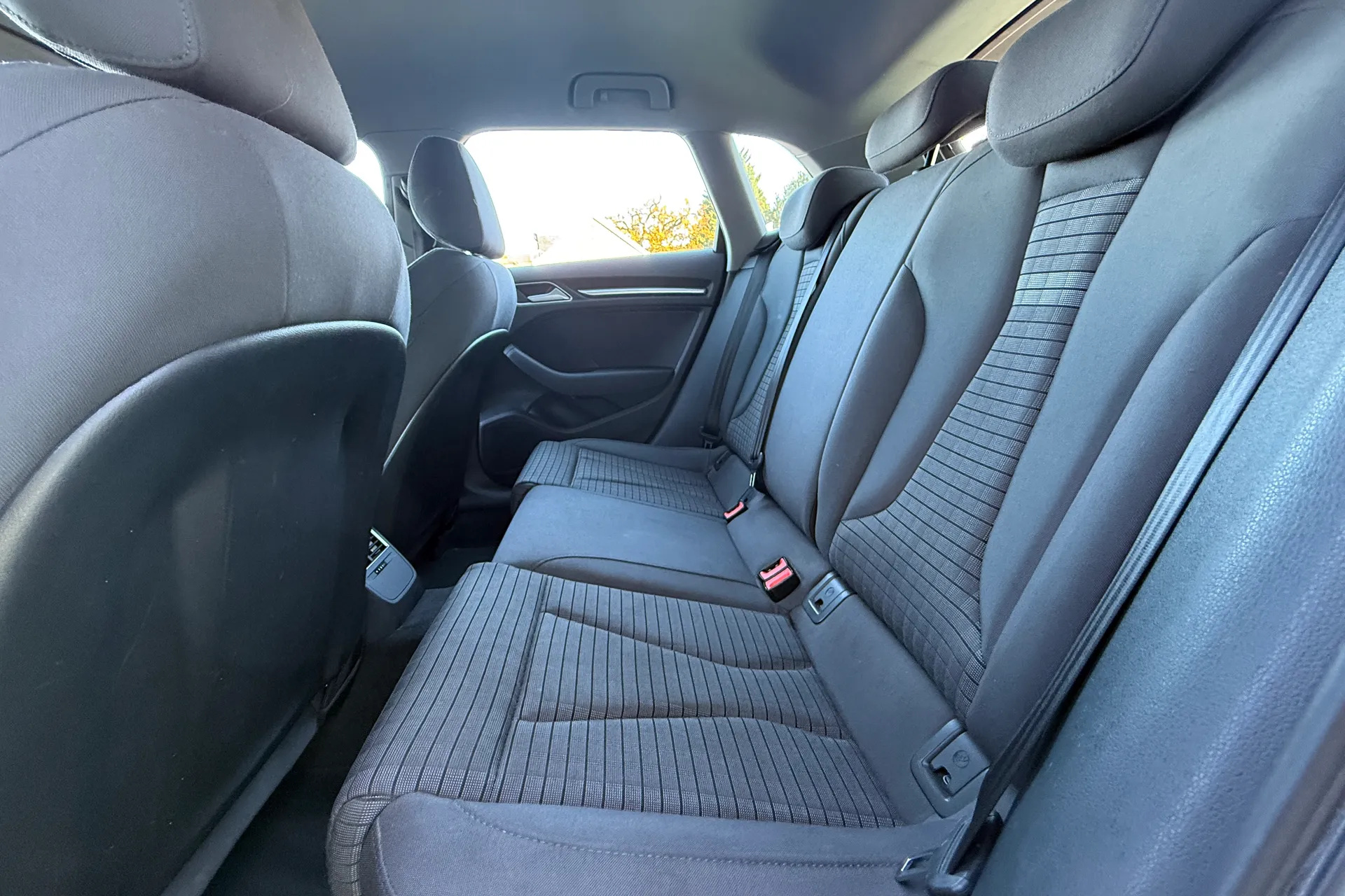 Audi A3 thumbnail image number 38