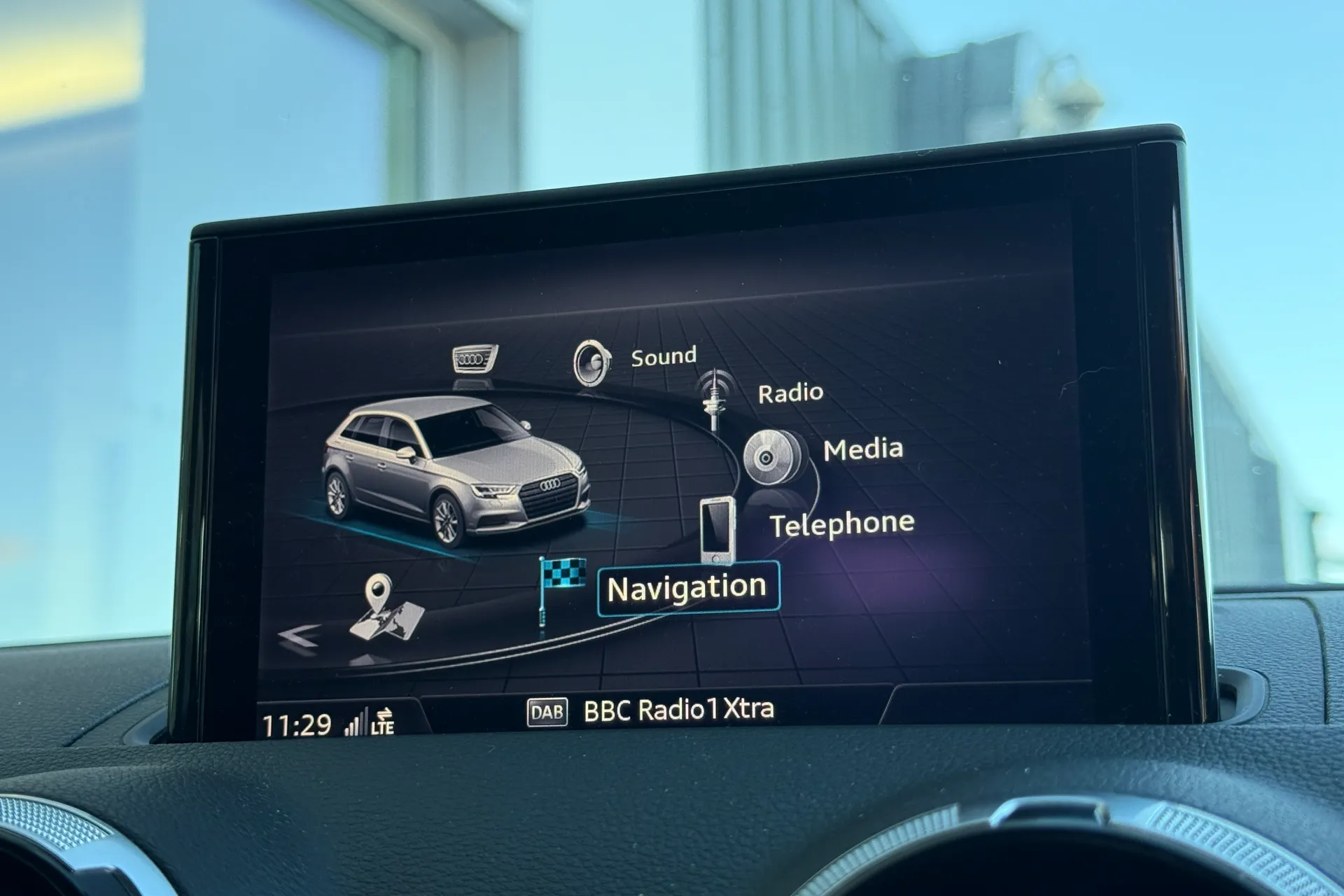 Audi A3 thumbnail image number 44