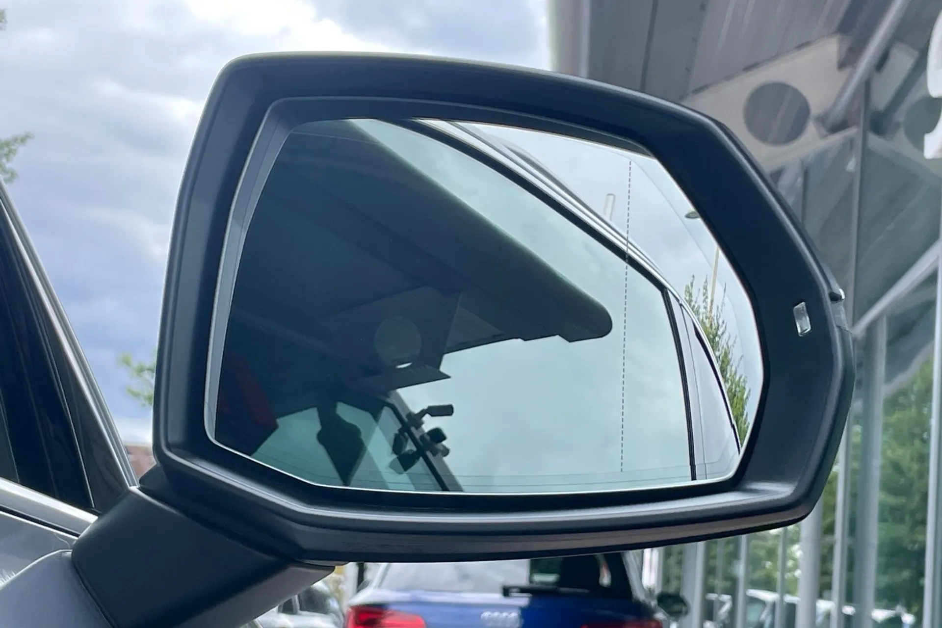 Audi Q5 thumbnail image number 47