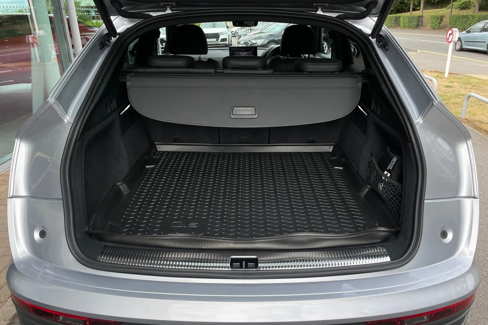 Audi Q5 thumbnail image number 19
