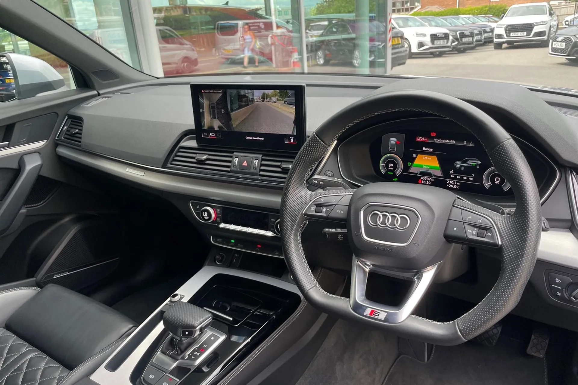 Audi Q5 thumbnail image number 26