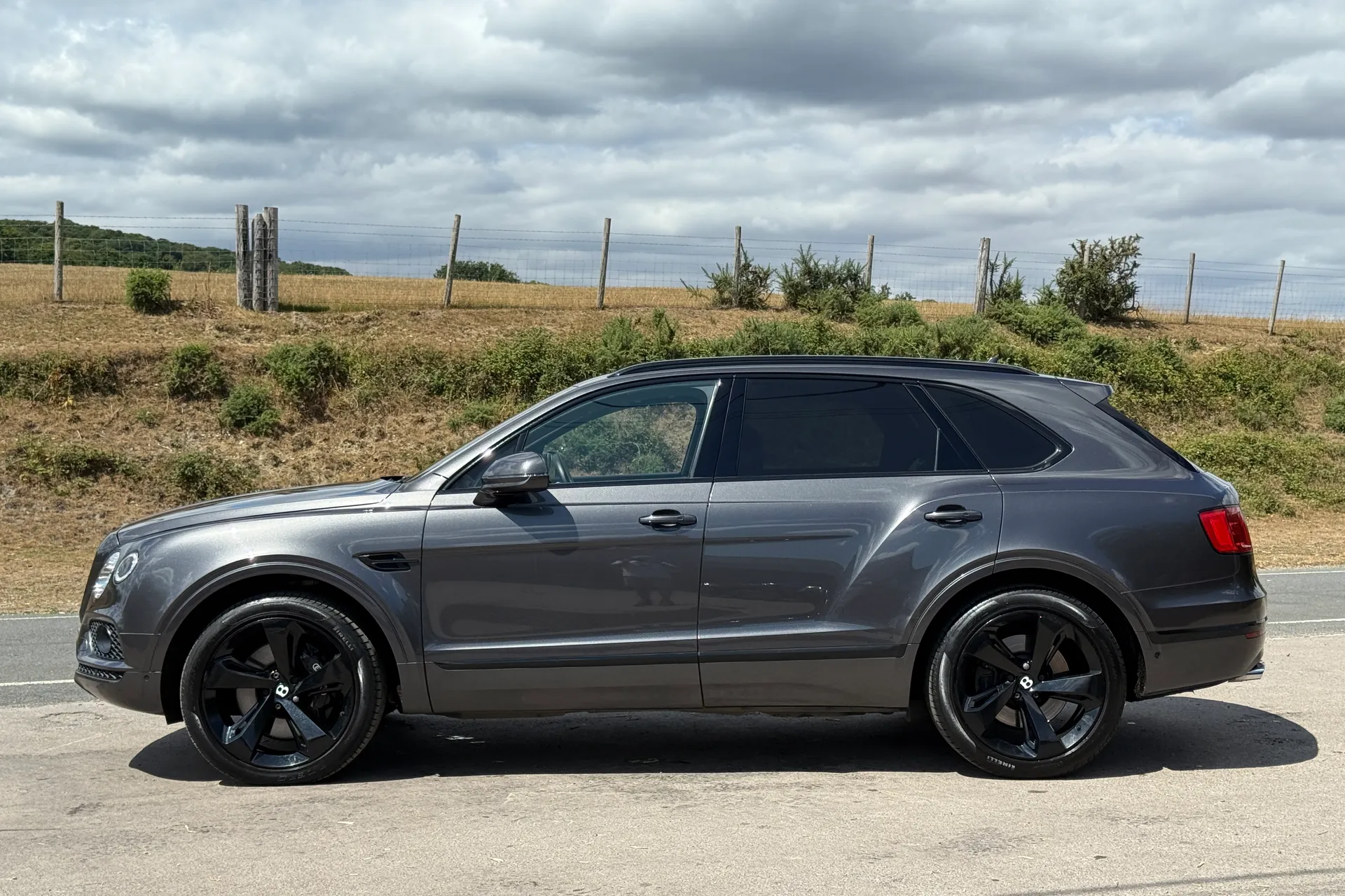 Bentley BENTAYGA V8 D AUTO thumbnail image number 60