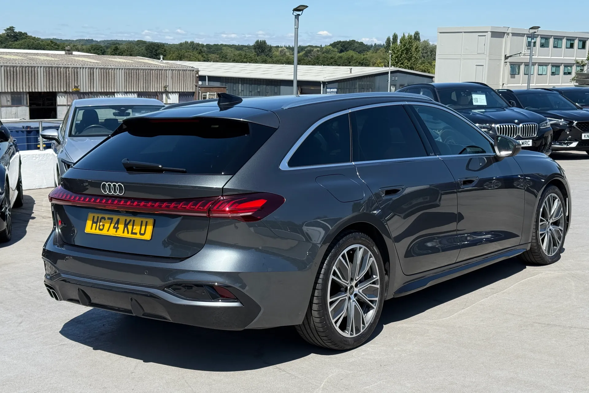 Audi A5 thumbnail image number 44