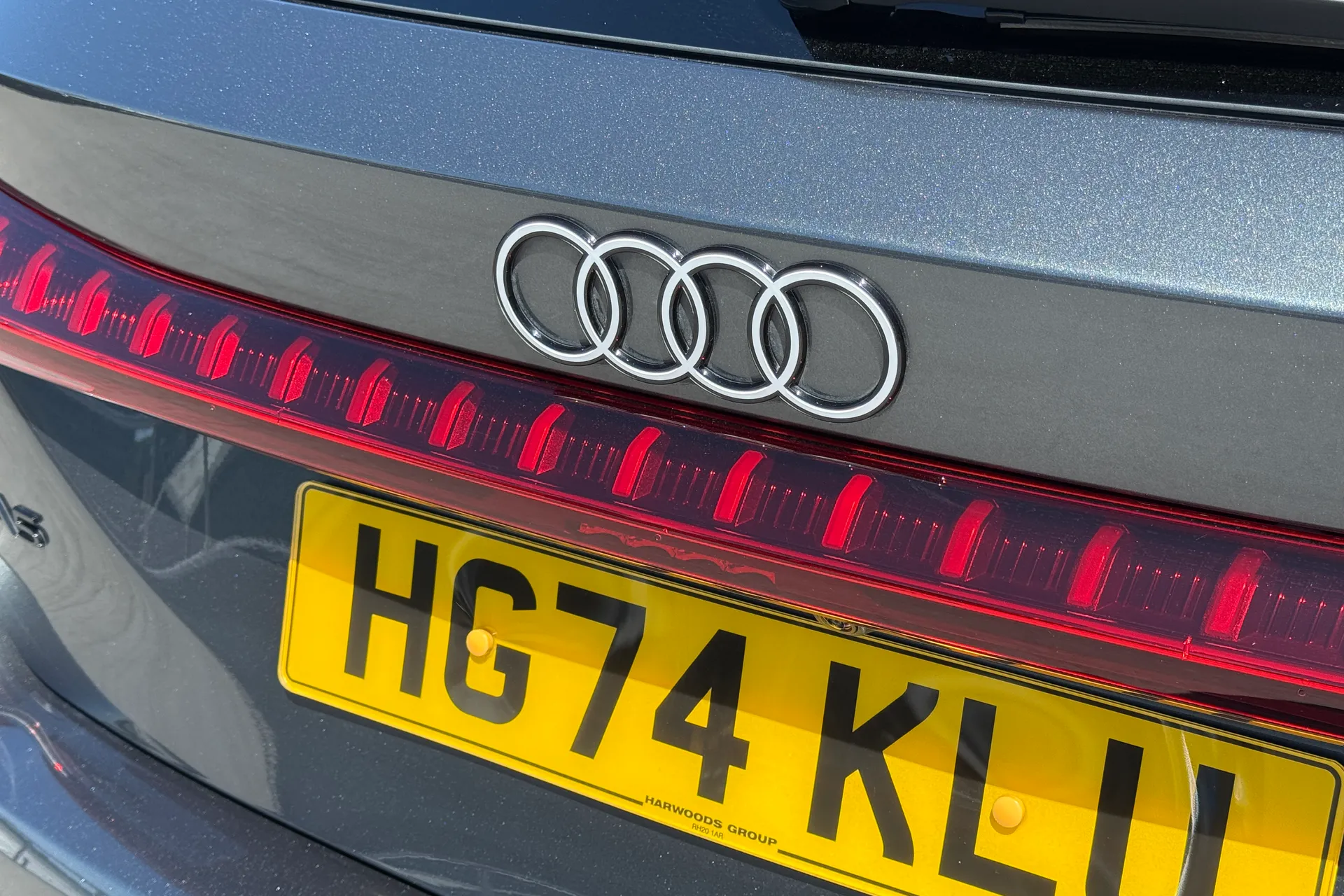 Audi A5 thumbnail image number 47