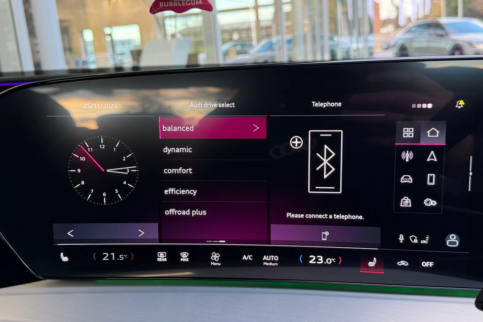 Audi Q5 thumbnail image number 16