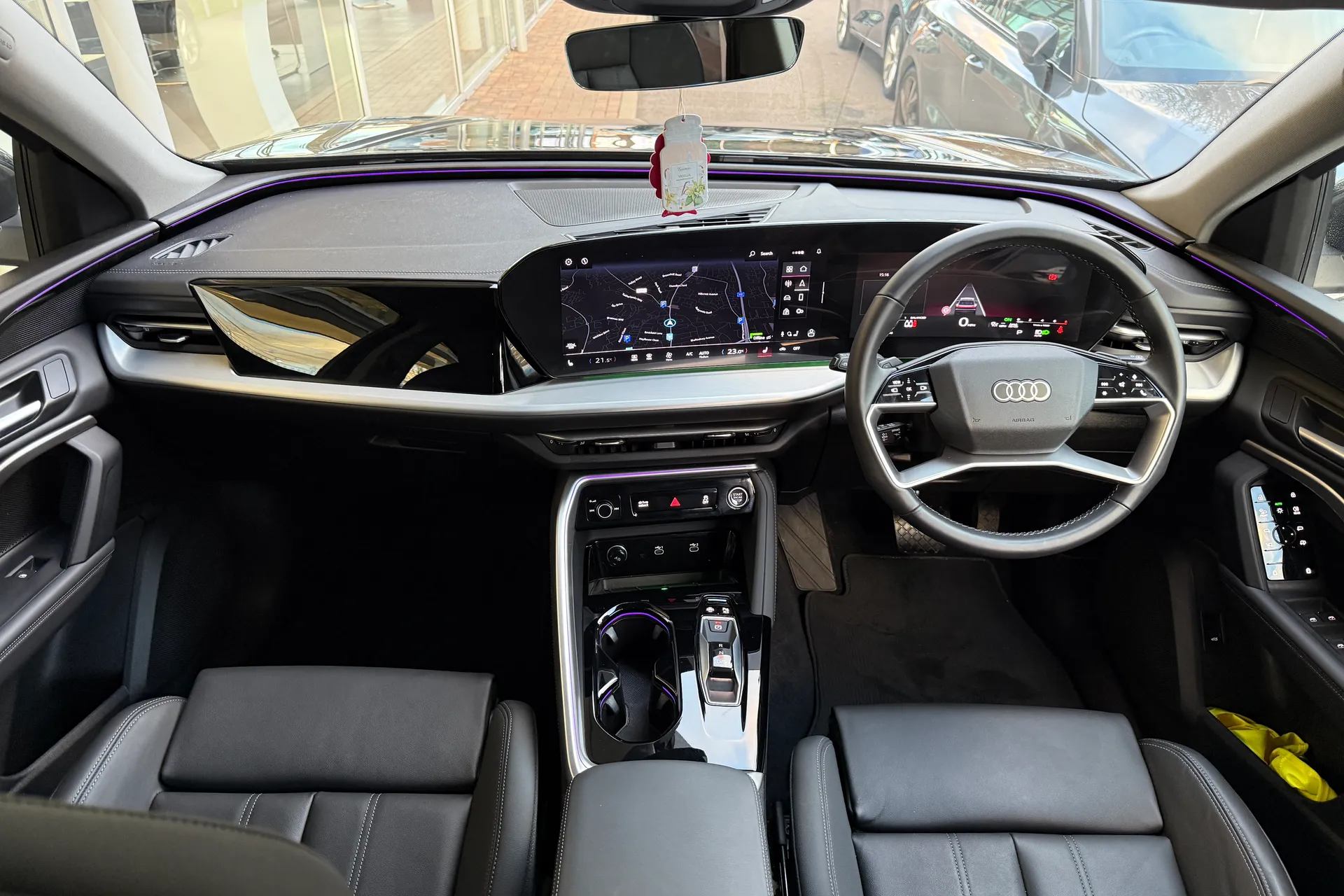 Audi Q5 thumbnail image number 3