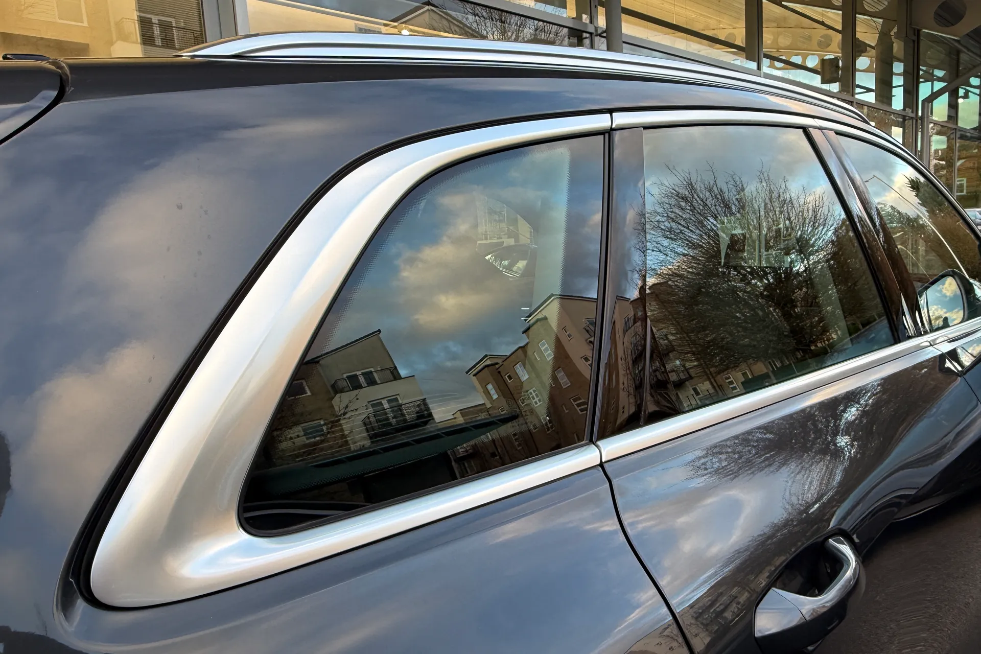 Audi Q5 thumbnail image number 32