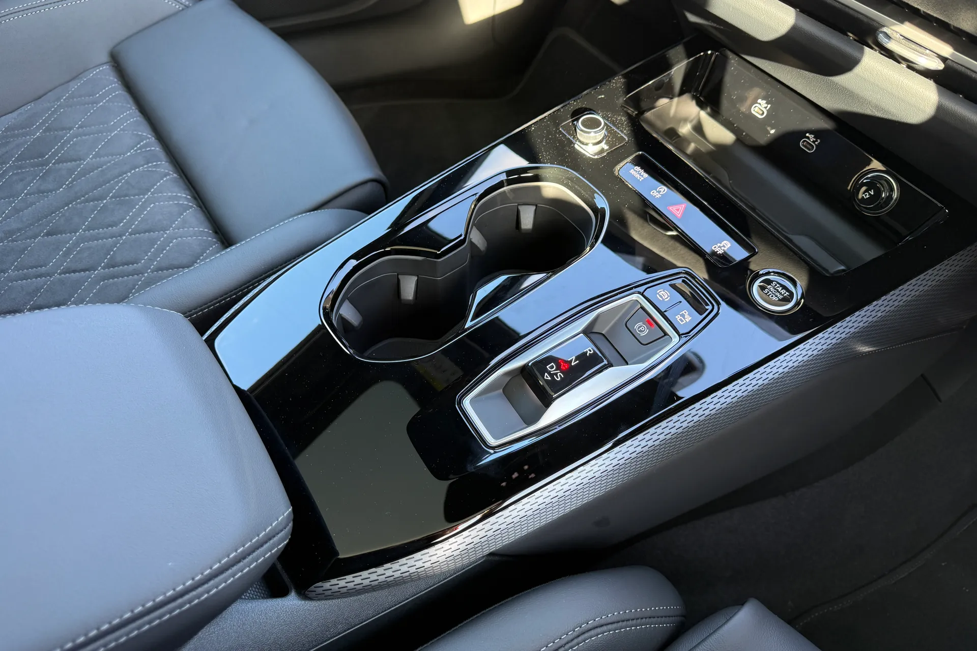 Audi A5 thumbnail image number 42