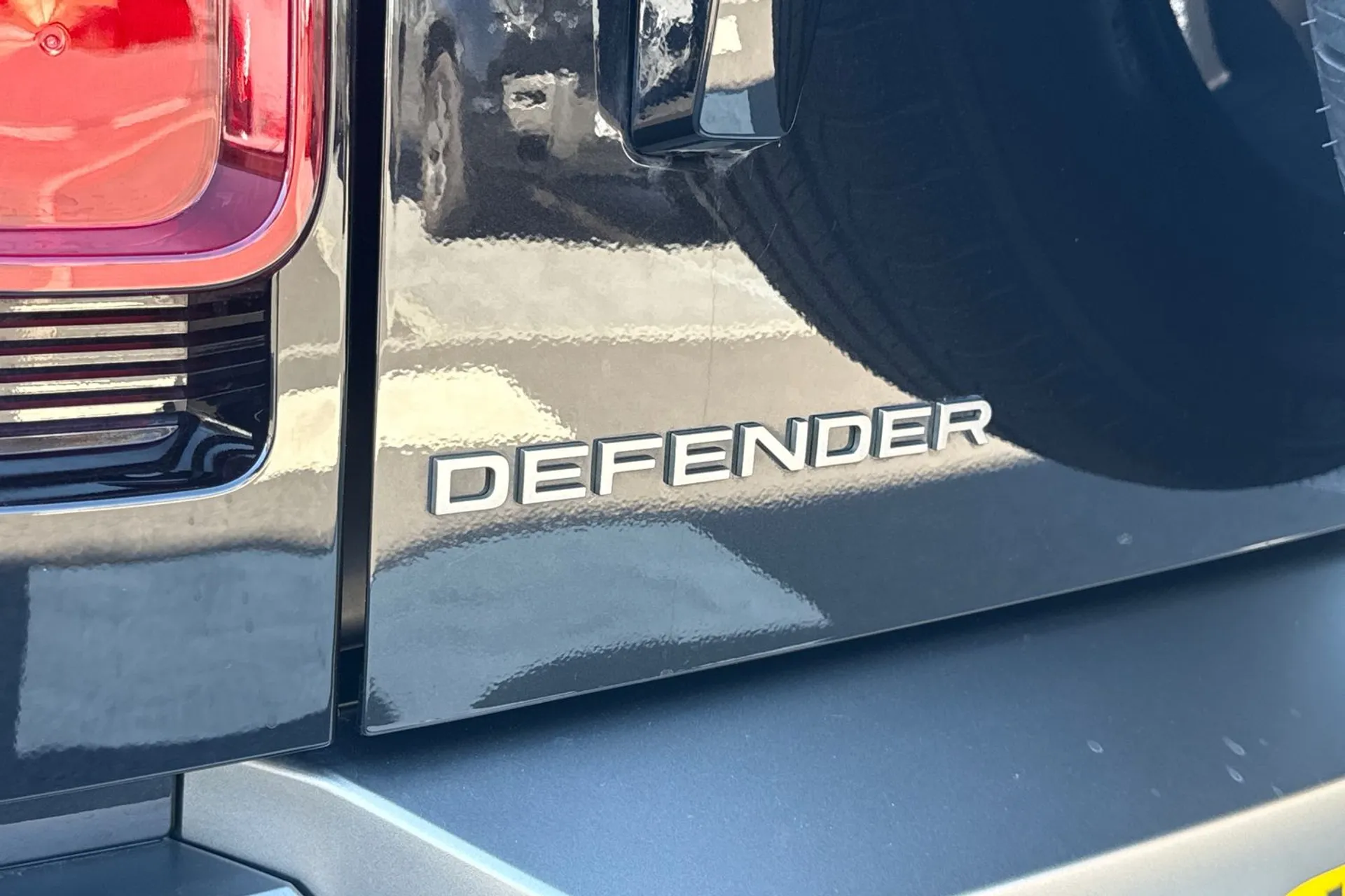 LAND ROVER DEFENDER thumbnail image number 47