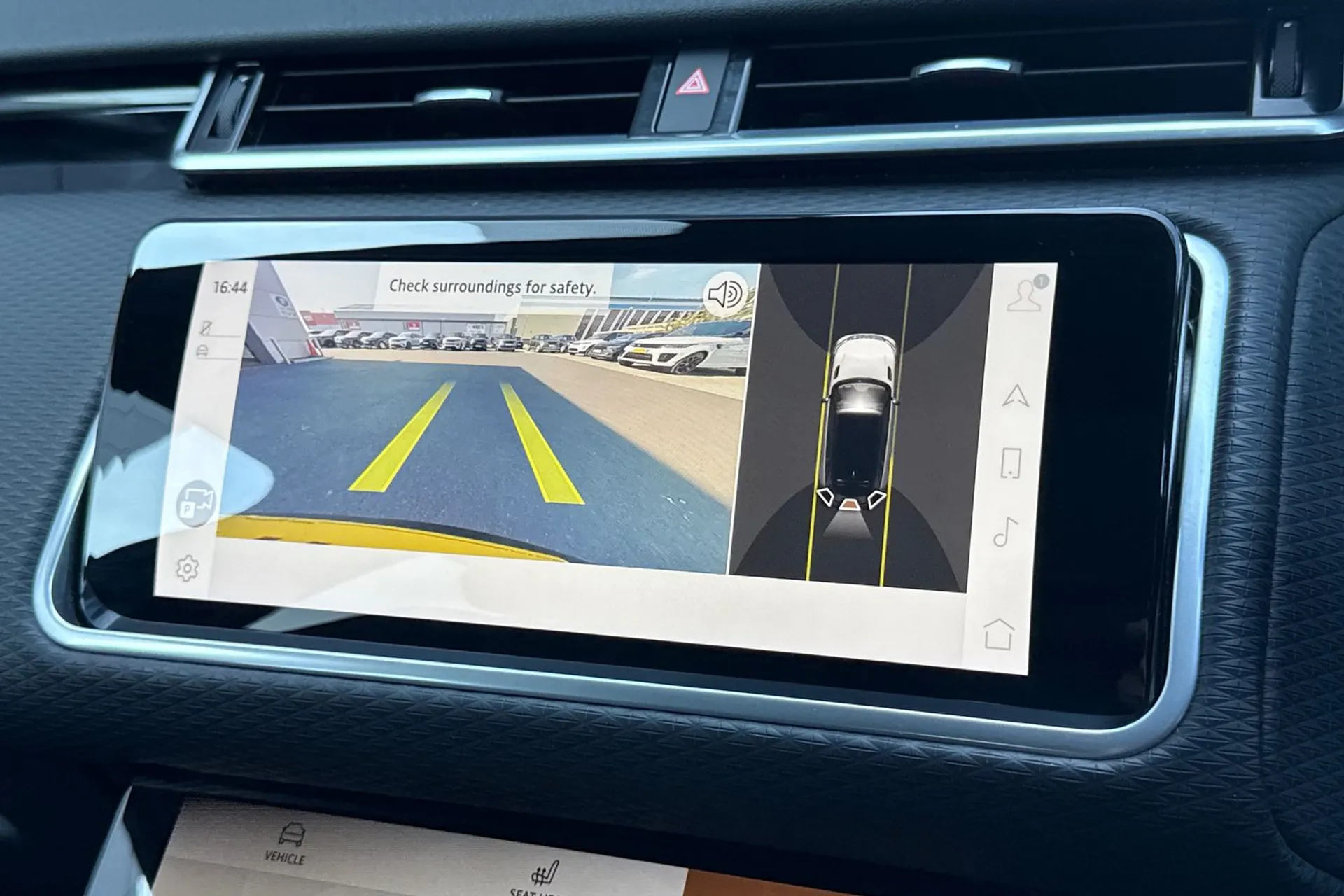 LAND ROVER RANGE ROVER VELAR thumbnail image number 5