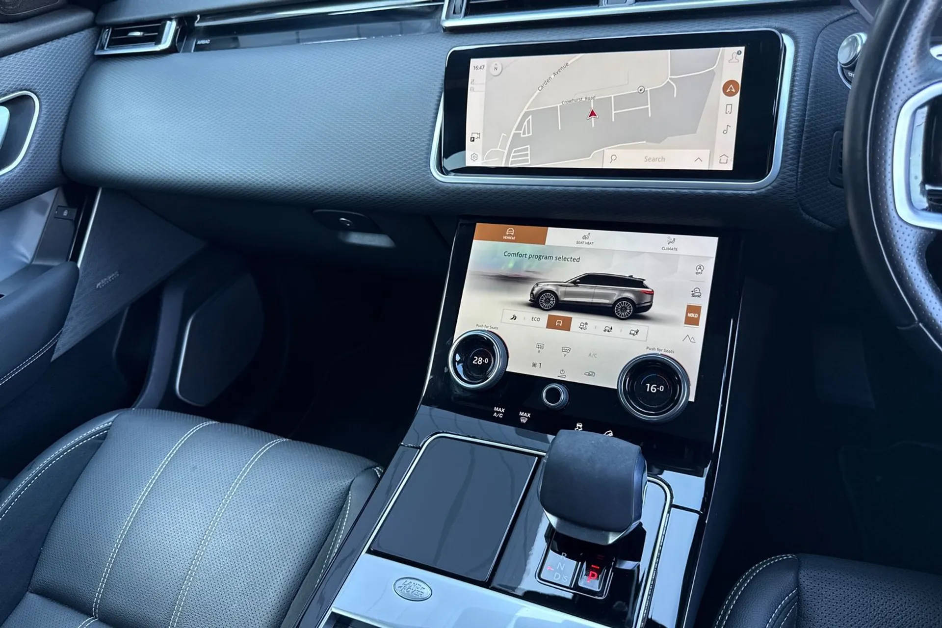 LAND ROVER RANGE ROVER VELAR thumbnail image number 50
