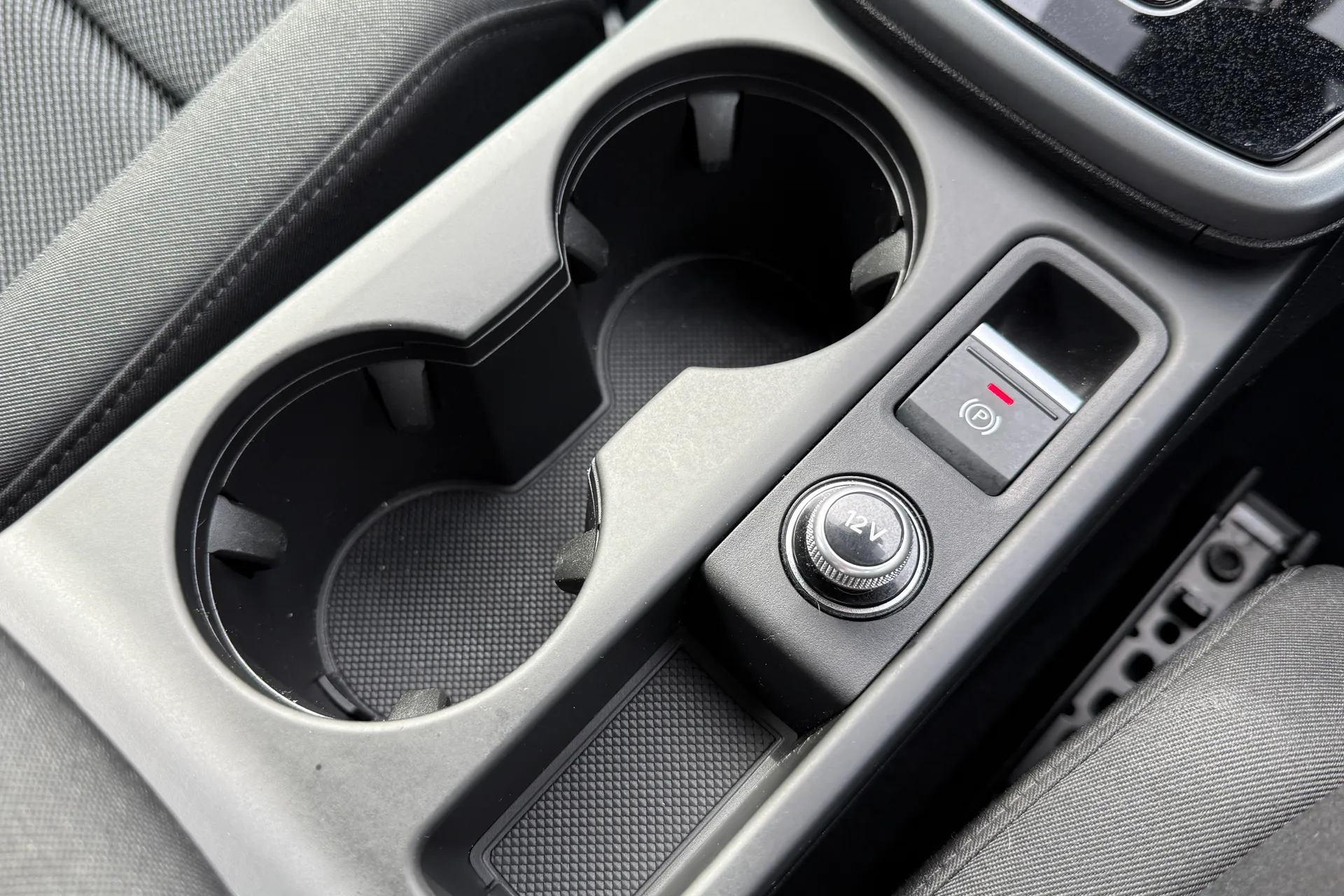 Audi A3 thumbnail image number 25