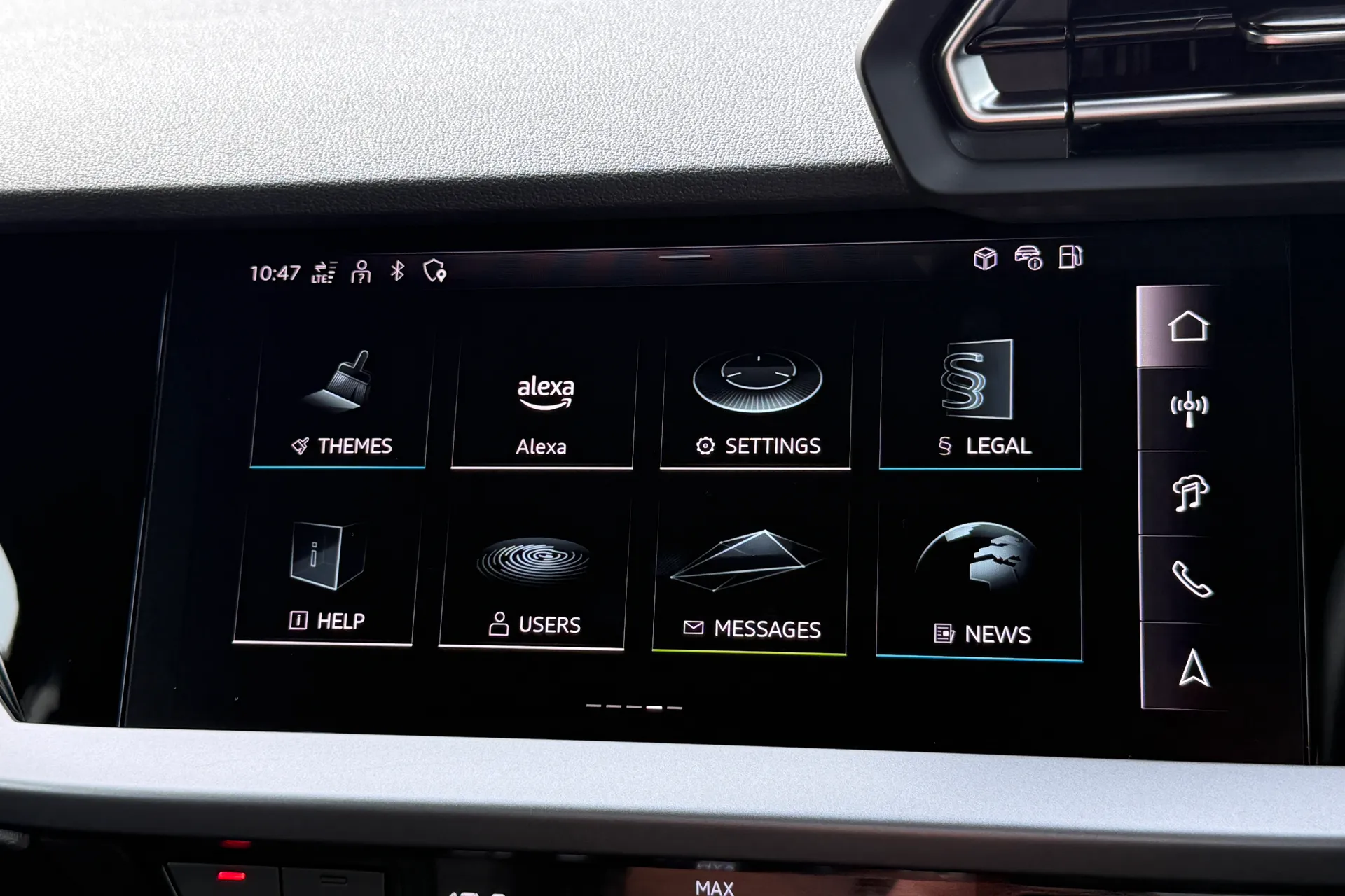 Audi A3 thumbnail image number 28