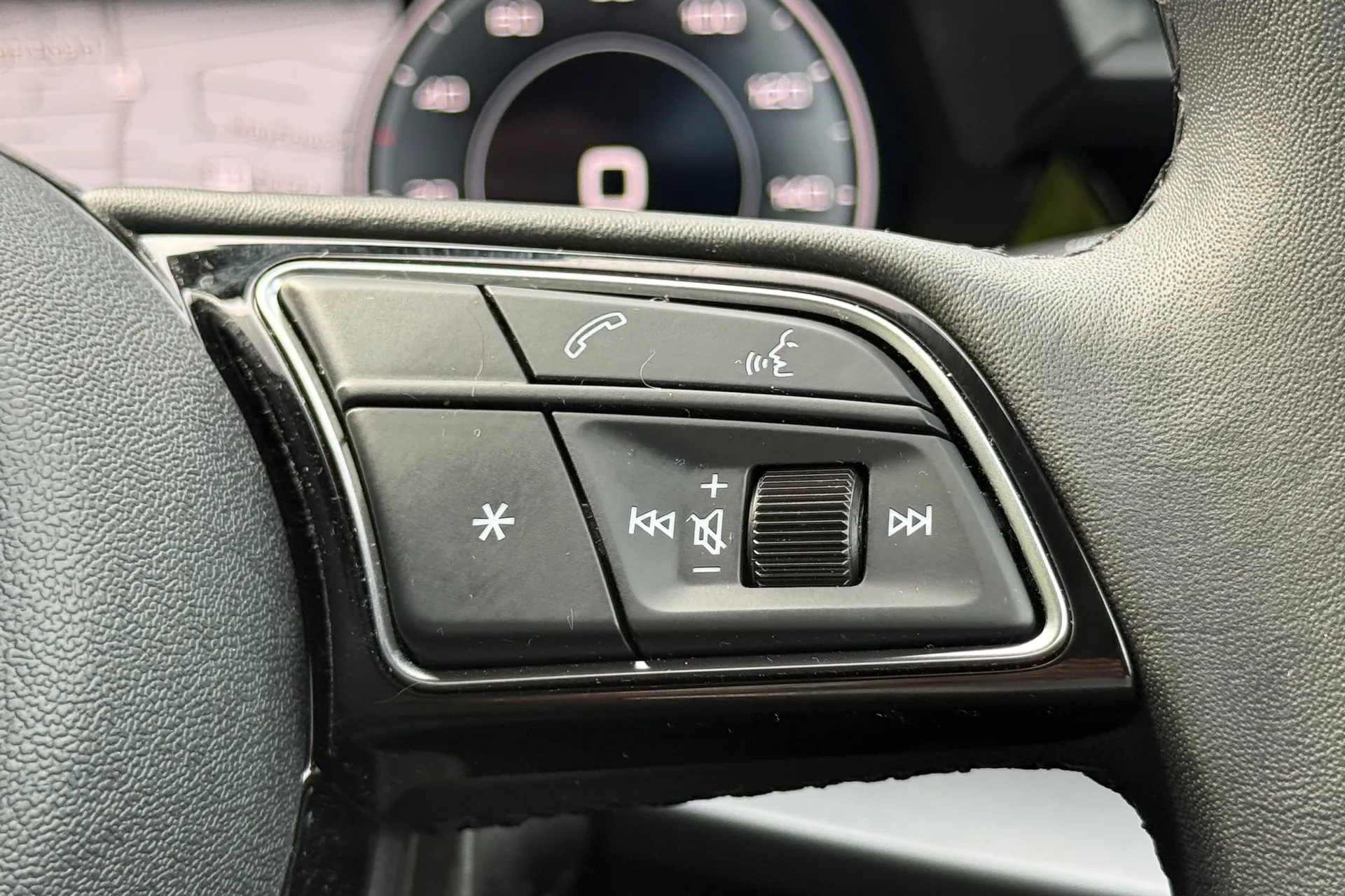 Audi A3 thumbnail image number 12