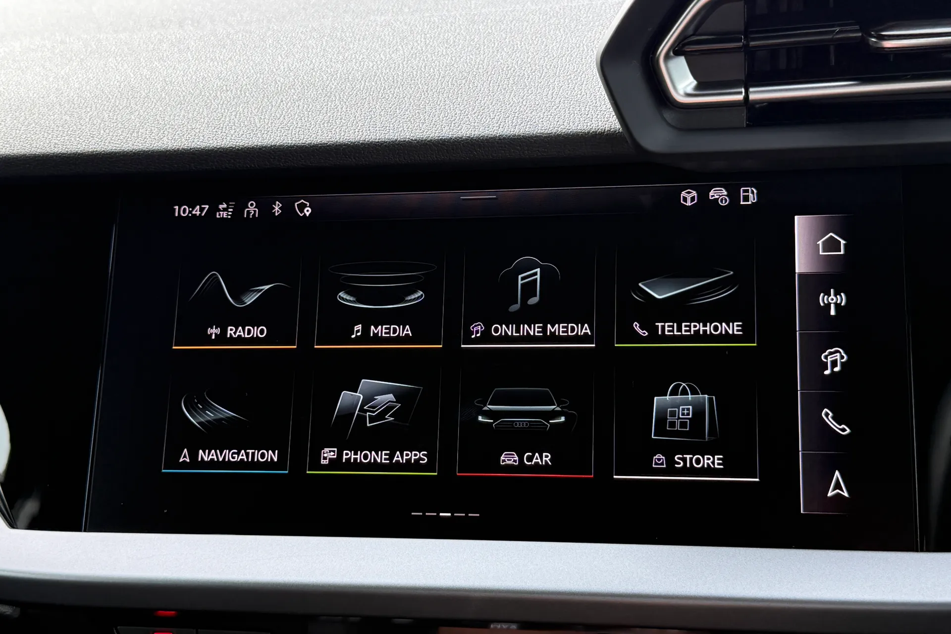 Audi A3 thumbnail image number 27