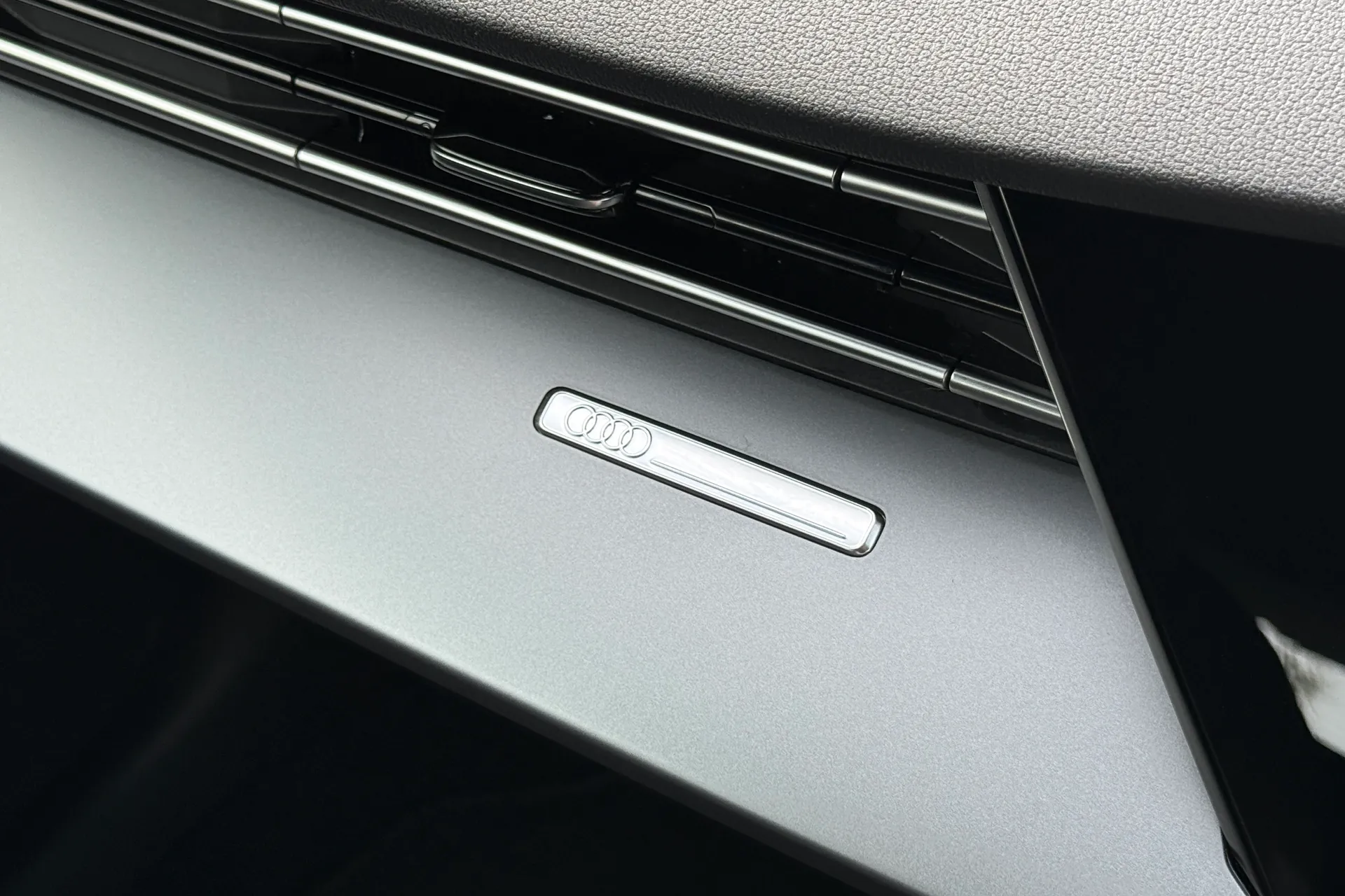 Audi A3 thumbnail image number 23