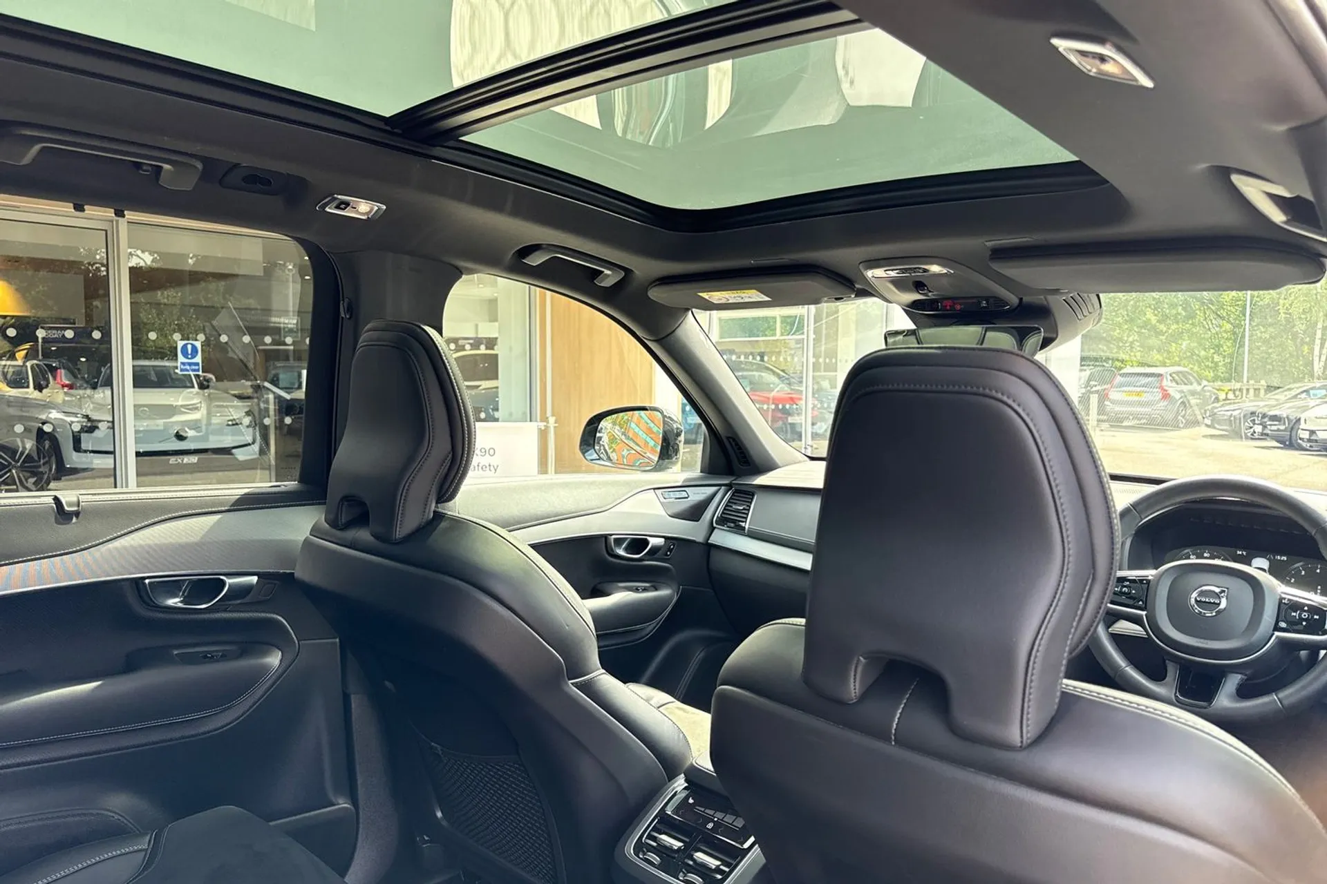 Volvo XC90 thumbnail image number 26