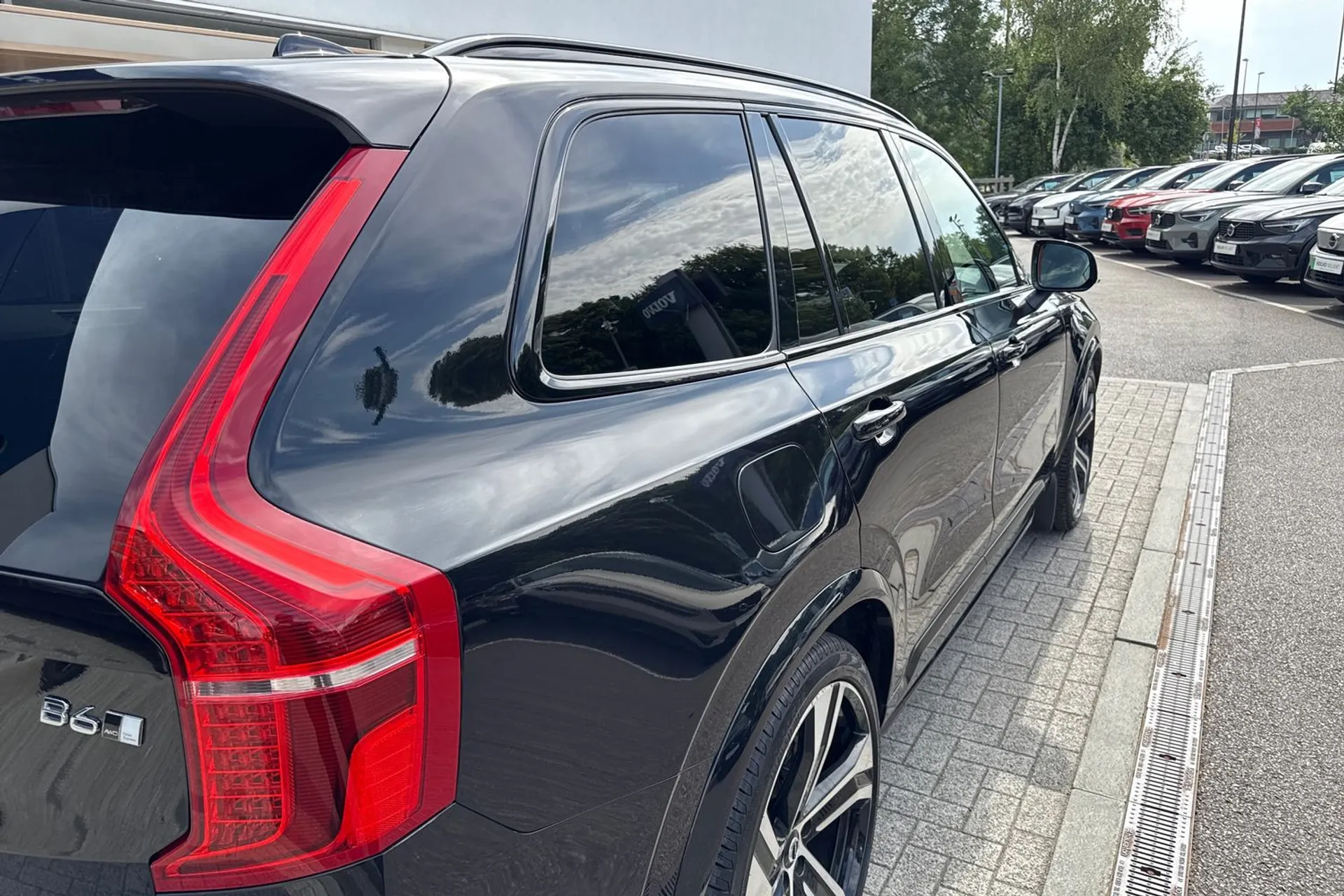 Volvo XC90 thumbnail image number 16