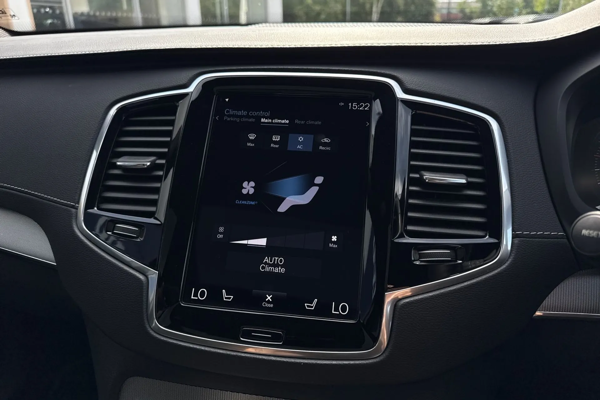 Volvo XC90 thumbnail image number 41