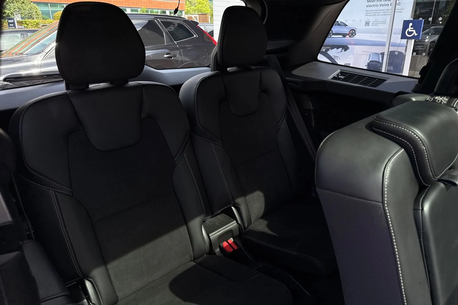 Volvo XC90 thumbnail image number 7