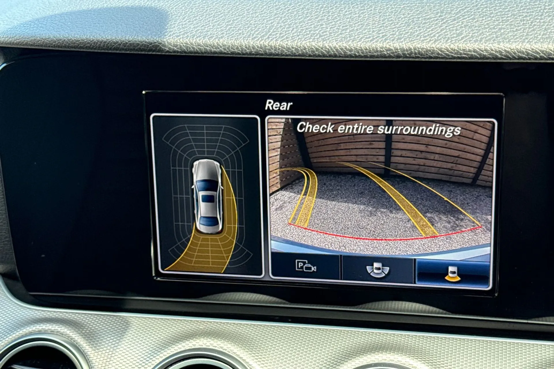 MERCEDES-BENZ E CLASS thumbnail image number 5