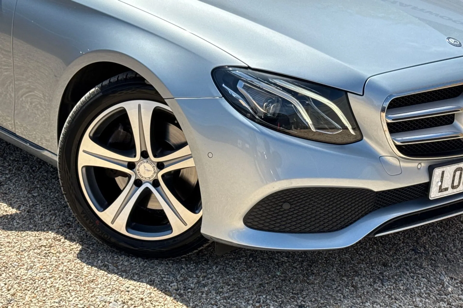 MERCEDES-BENZ E CLASS thumbnail image number 6