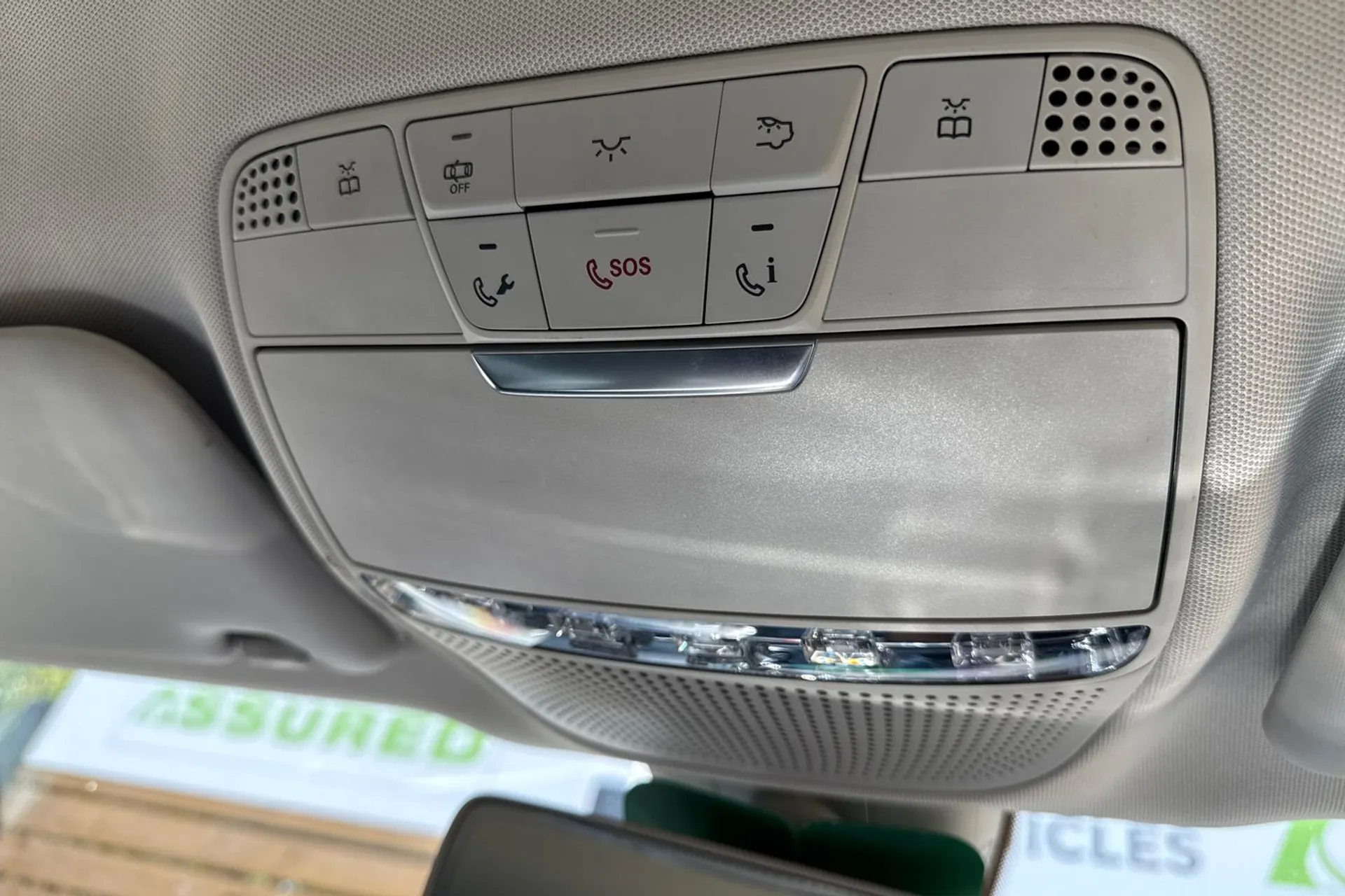 MERCEDES-BENZ E CLASS thumbnail image number 49
