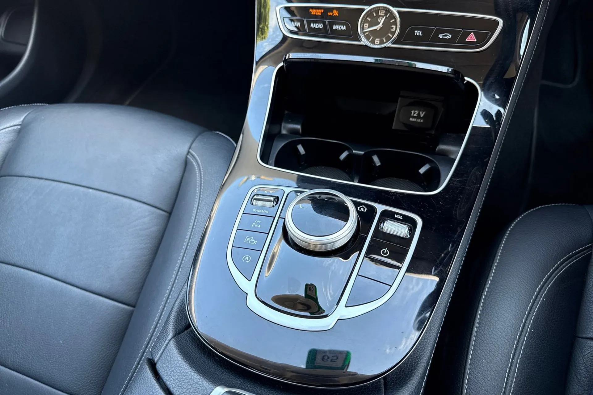 MERCEDES-BENZ E CLASS thumbnail image number 46