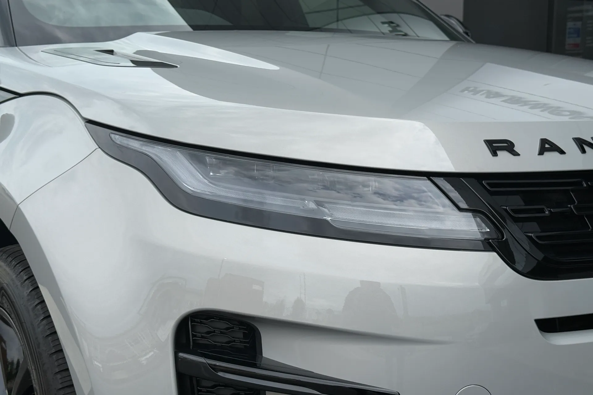 LAND ROVER RANGE ROVER EVOQUE thumbnail image number 28