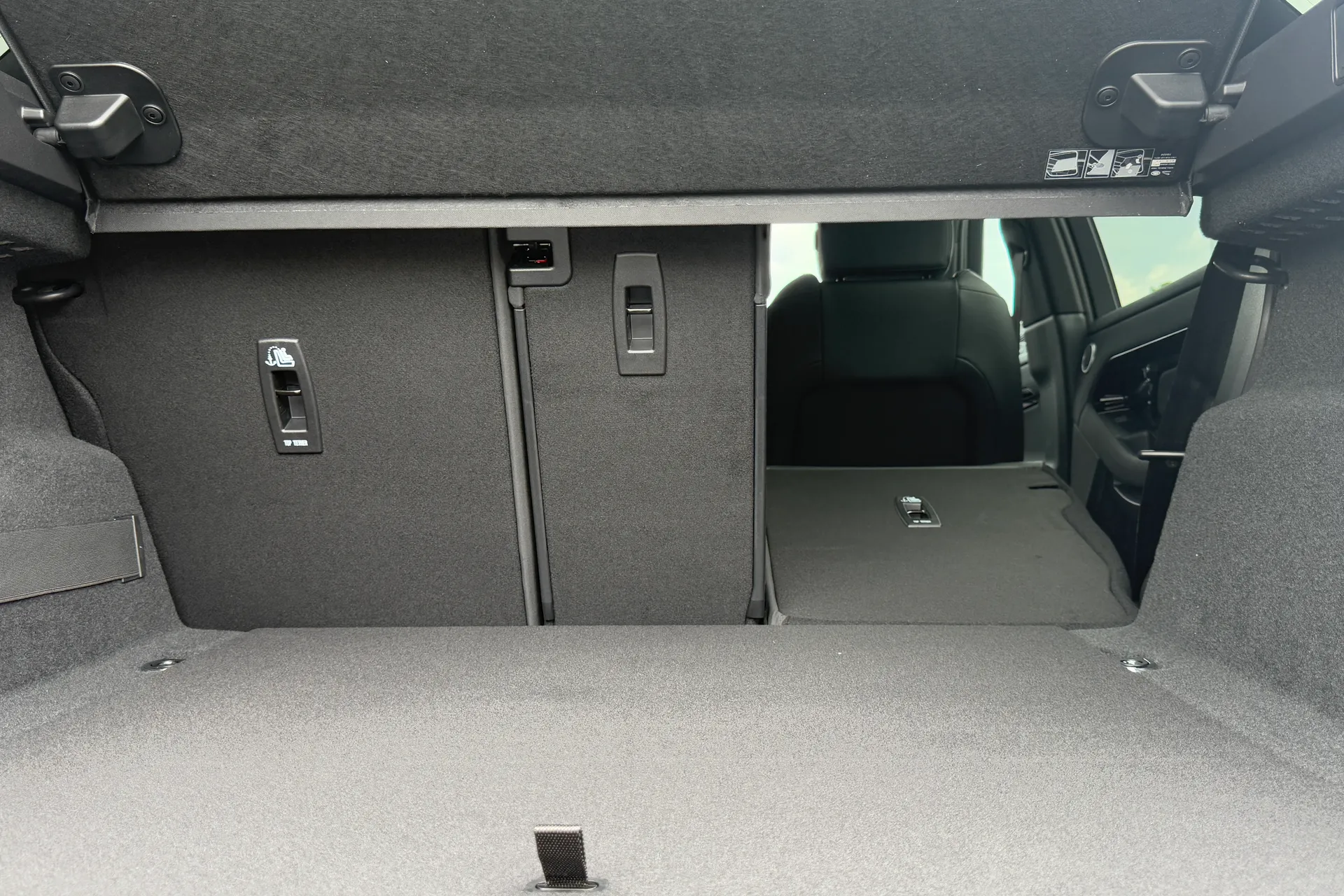 LAND ROVER RANGE ROVER EVOQUE thumbnail image number 50