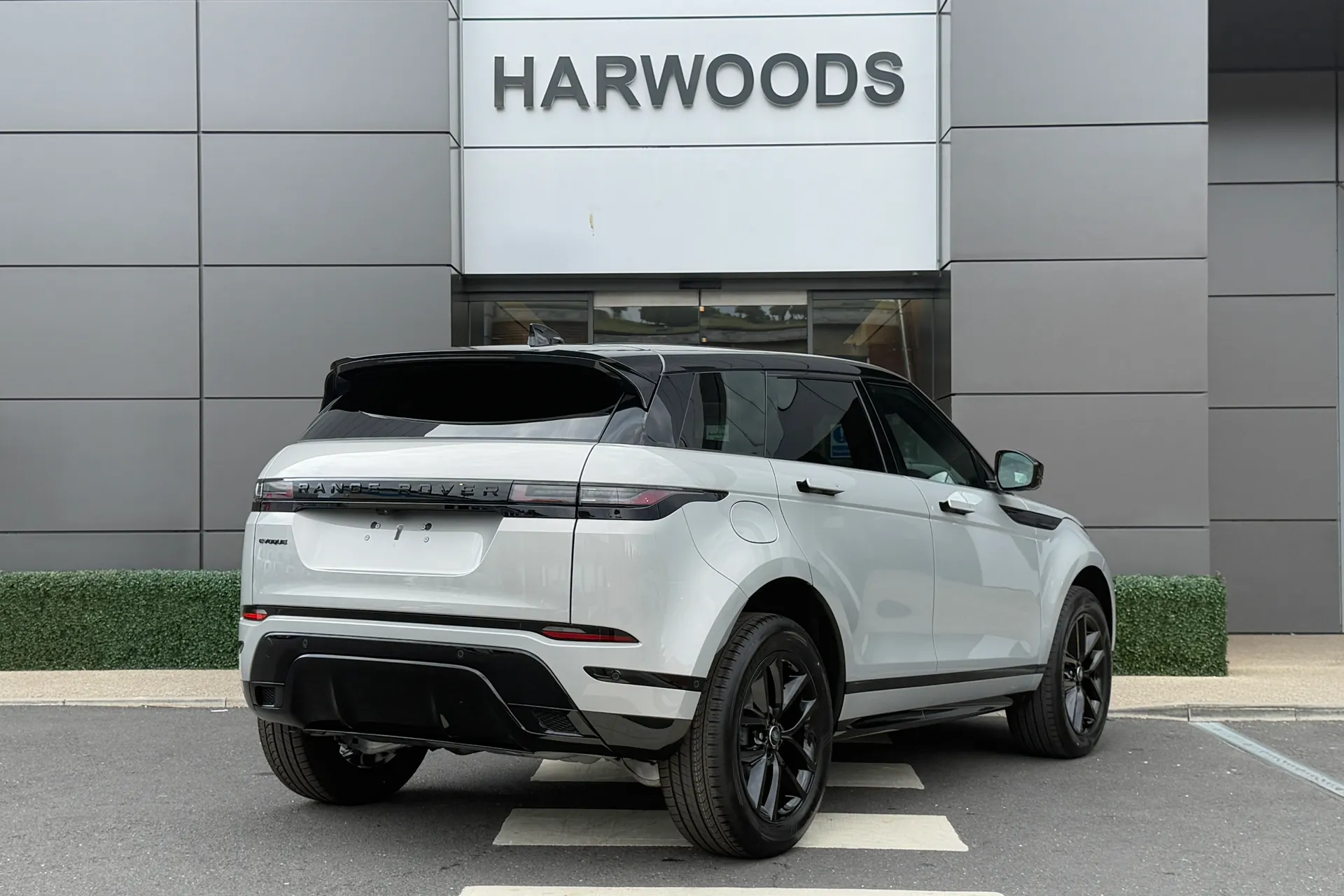 LAND ROVER RANGE ROVER EVOQUE thumbnail image number 11
