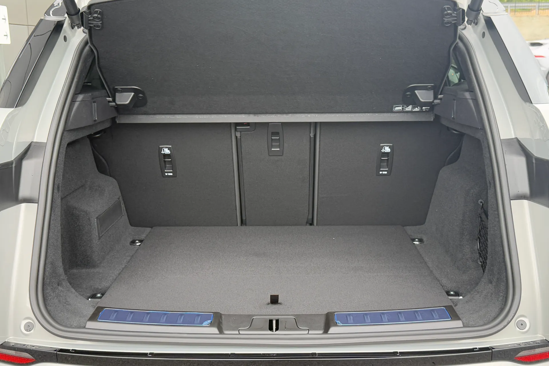 LAND ROVER RANGE ROVER EVOQUE thumbnail image number 48