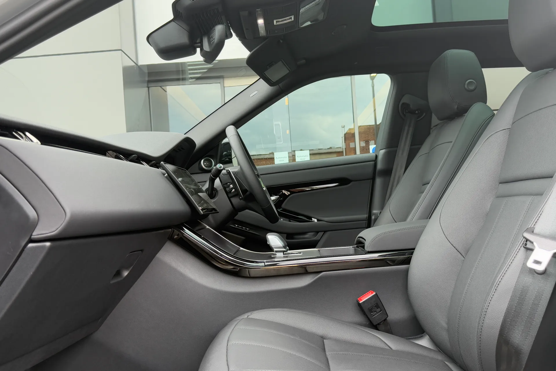 LAND ROVER RANGE ROVER EVOQUE thumbnail image number 57