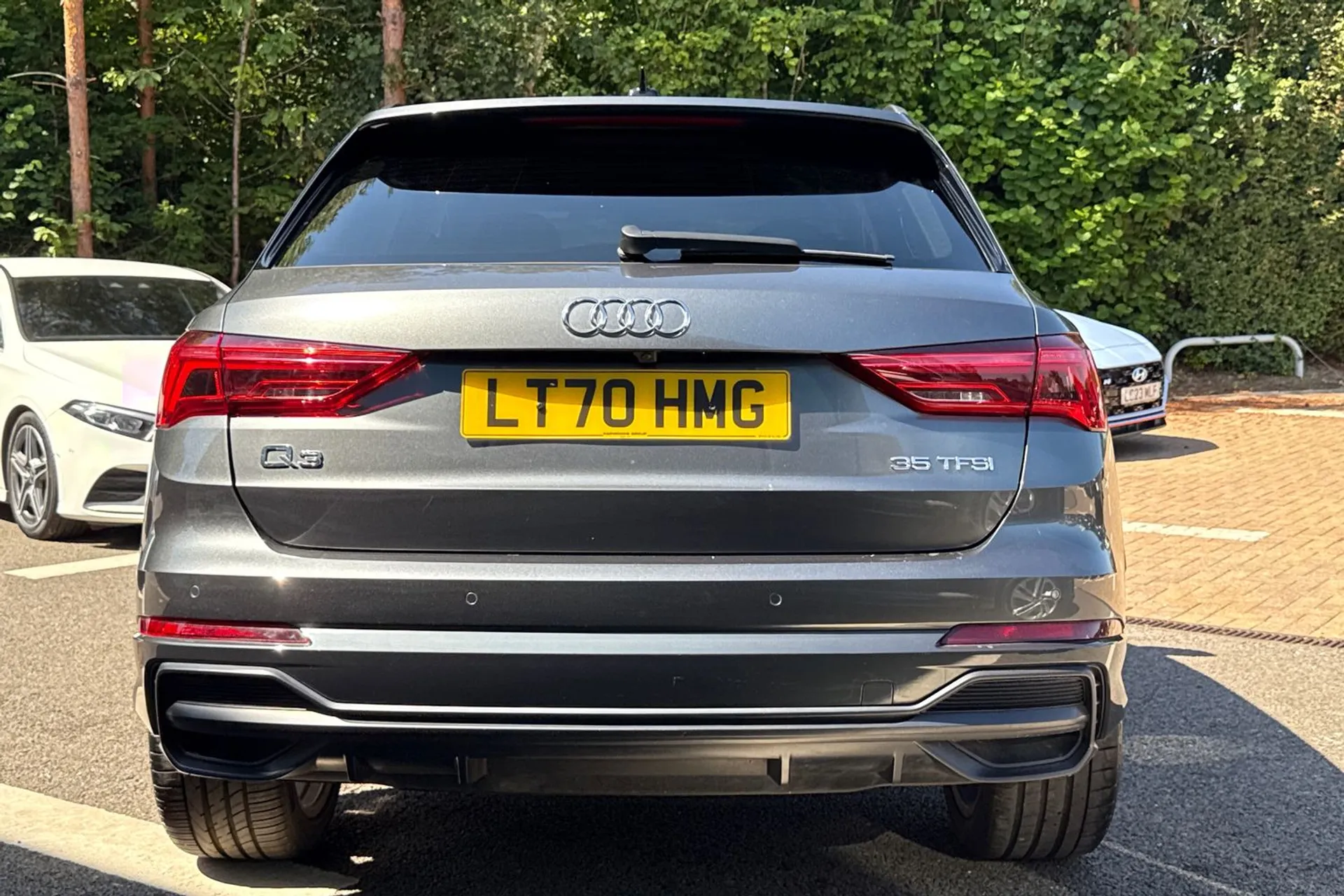 Audi Q3 thumbnail image number 8