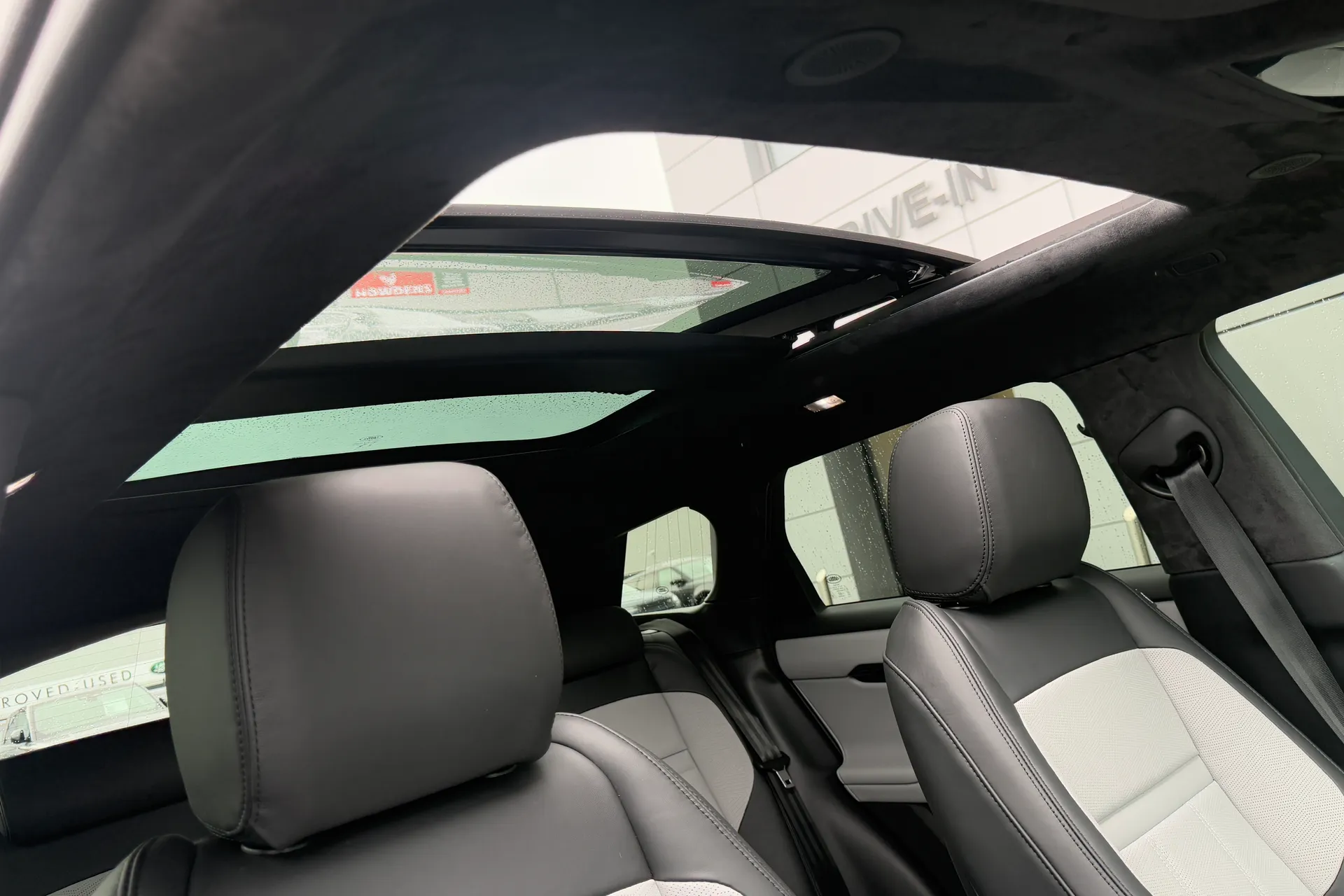 LAND ROVER RANGE ROVER EVOQUE thumbnail image number 14
