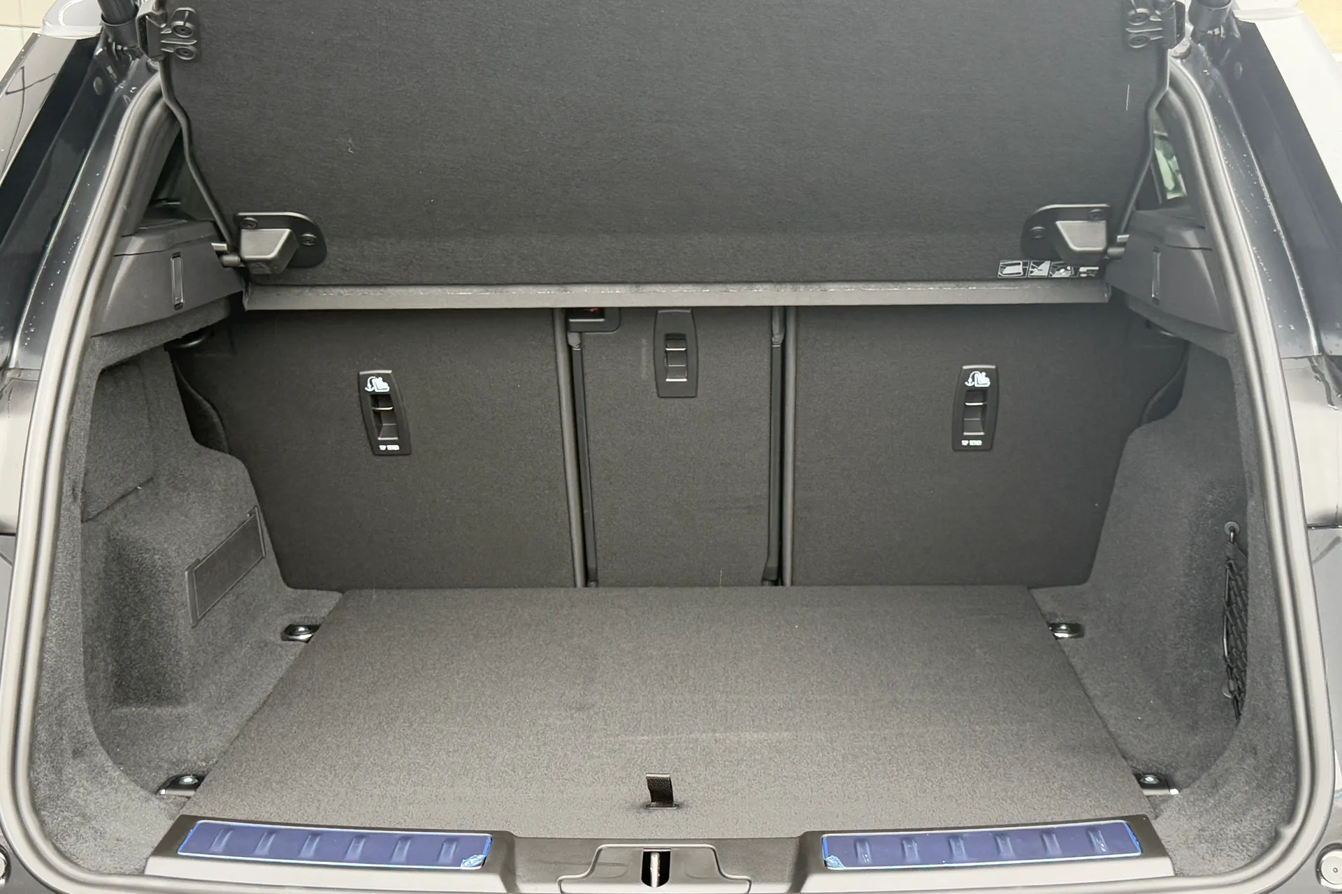 LAND ROVER RANGE ROVER EVOQUE thumbnail image number 52