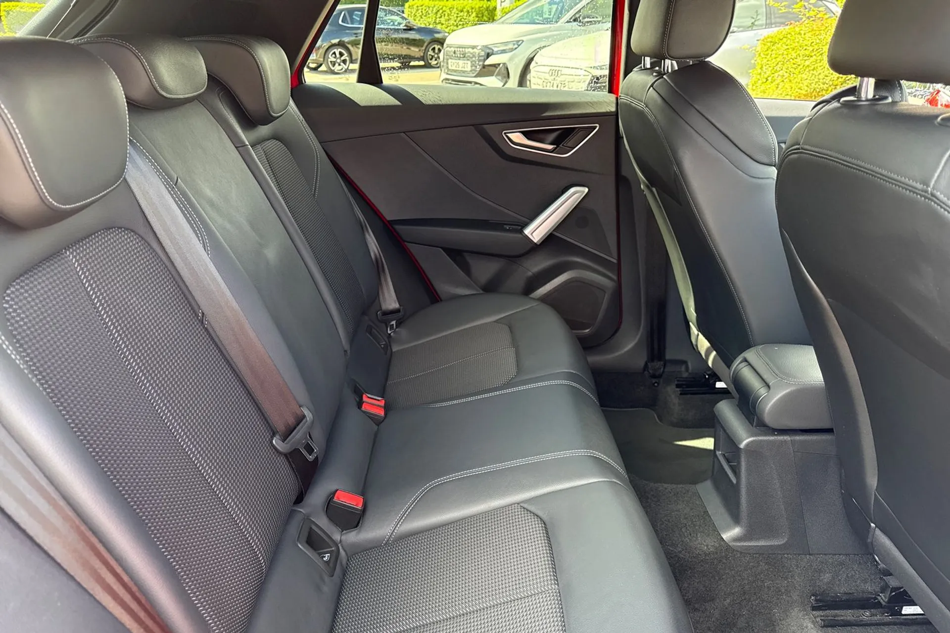 Audi Q2 thumbnail image number 41
