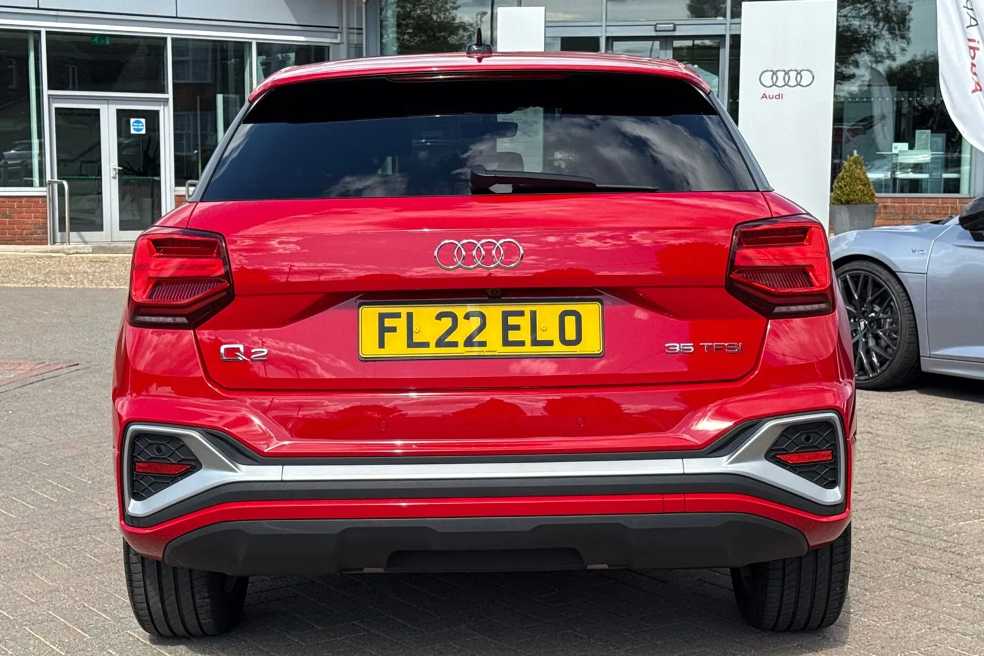 Audi Q2 thumbnail image number 5
