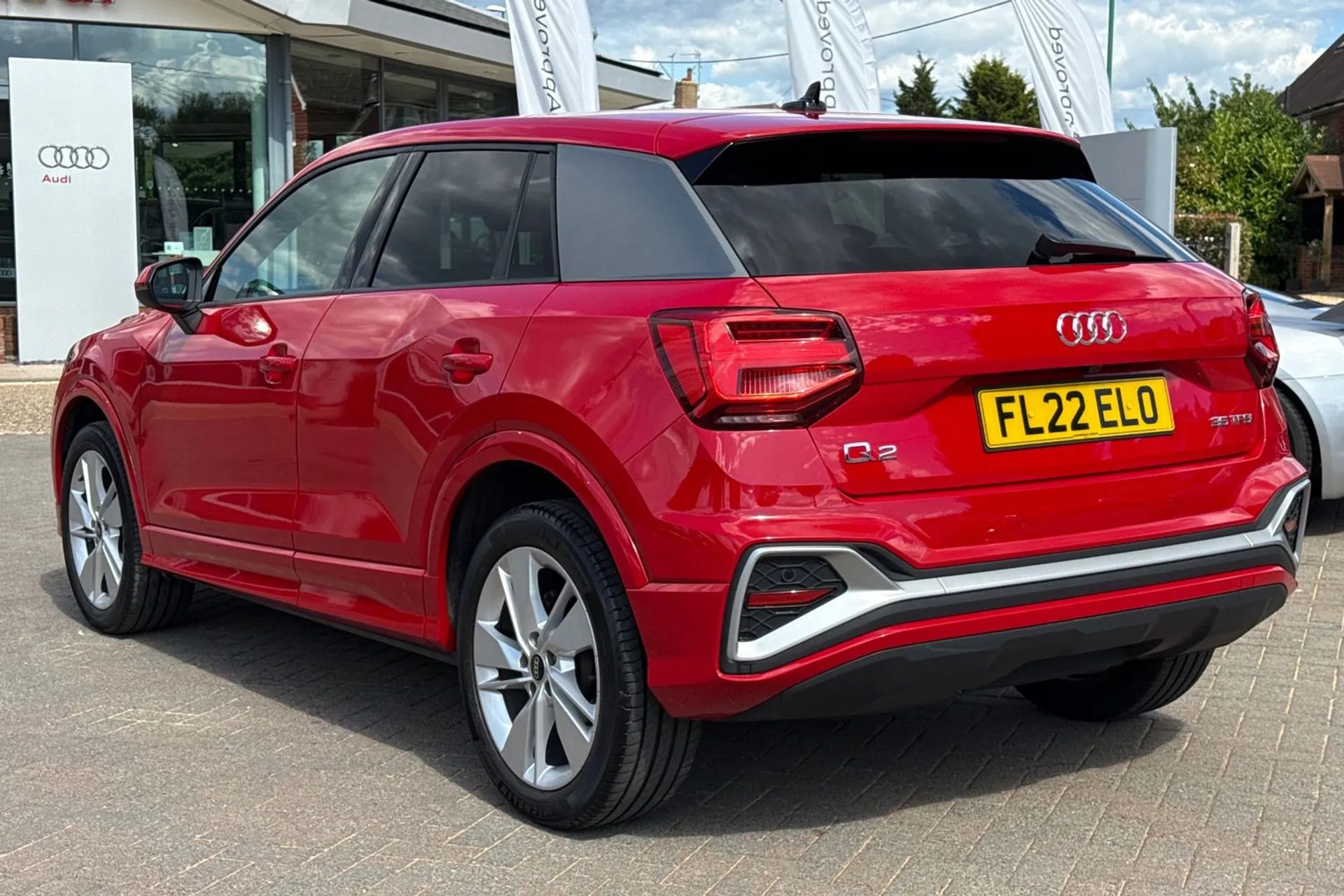 Audi Q2 thumbnail image number 6