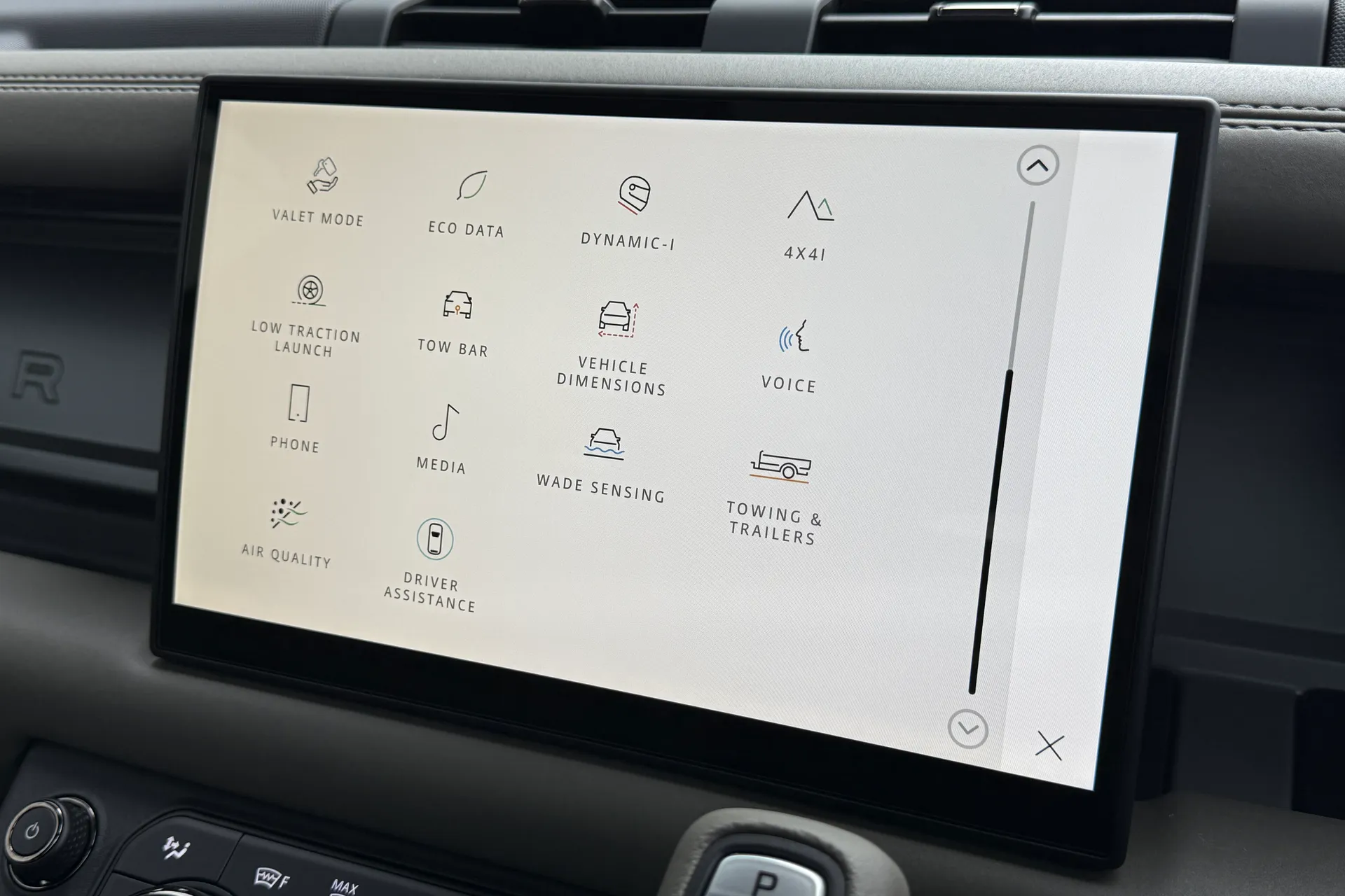 LAND ROVER Defender 110 thumbnail image number 52