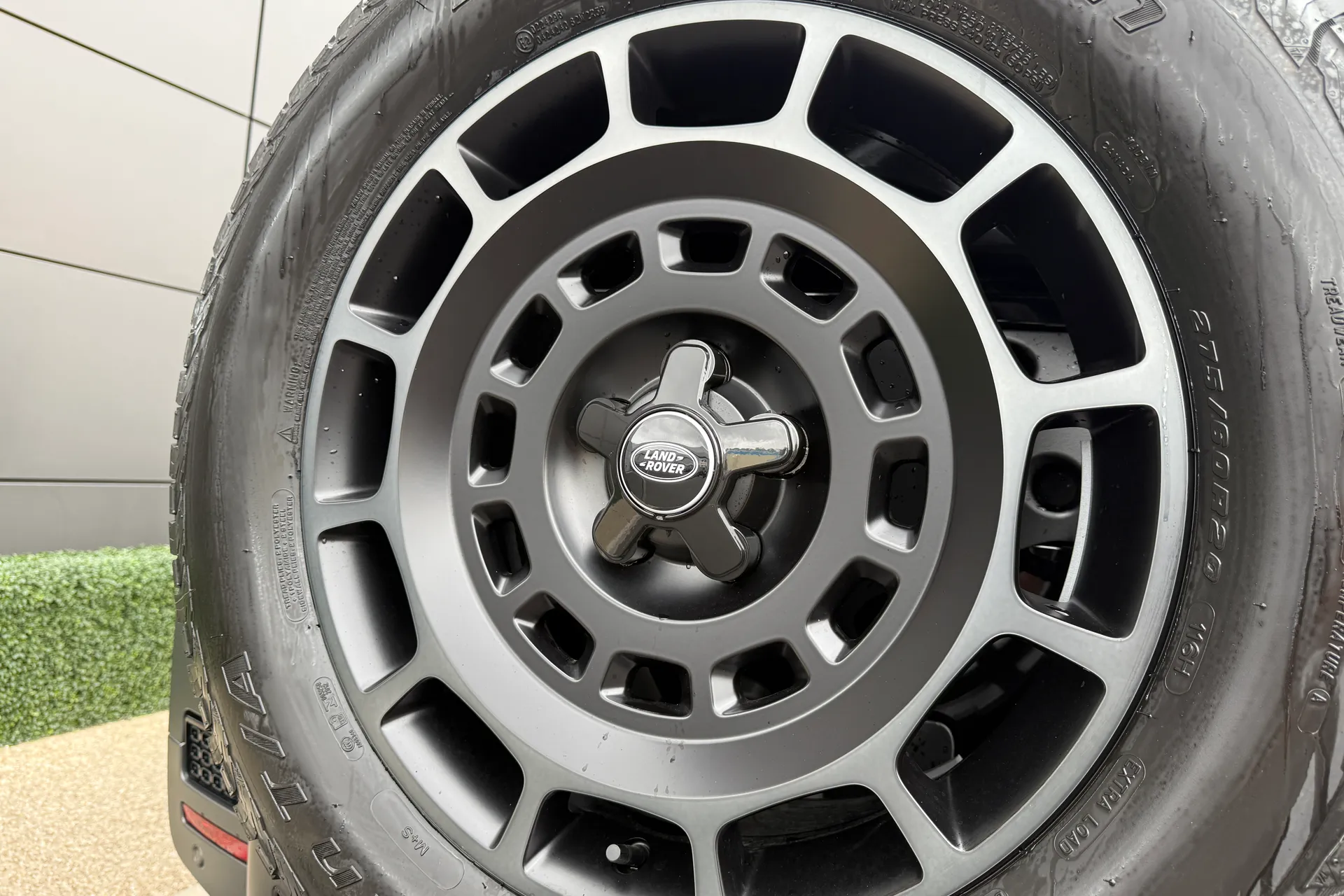 LAND ROVER Defender 110 thumbnail image number 41