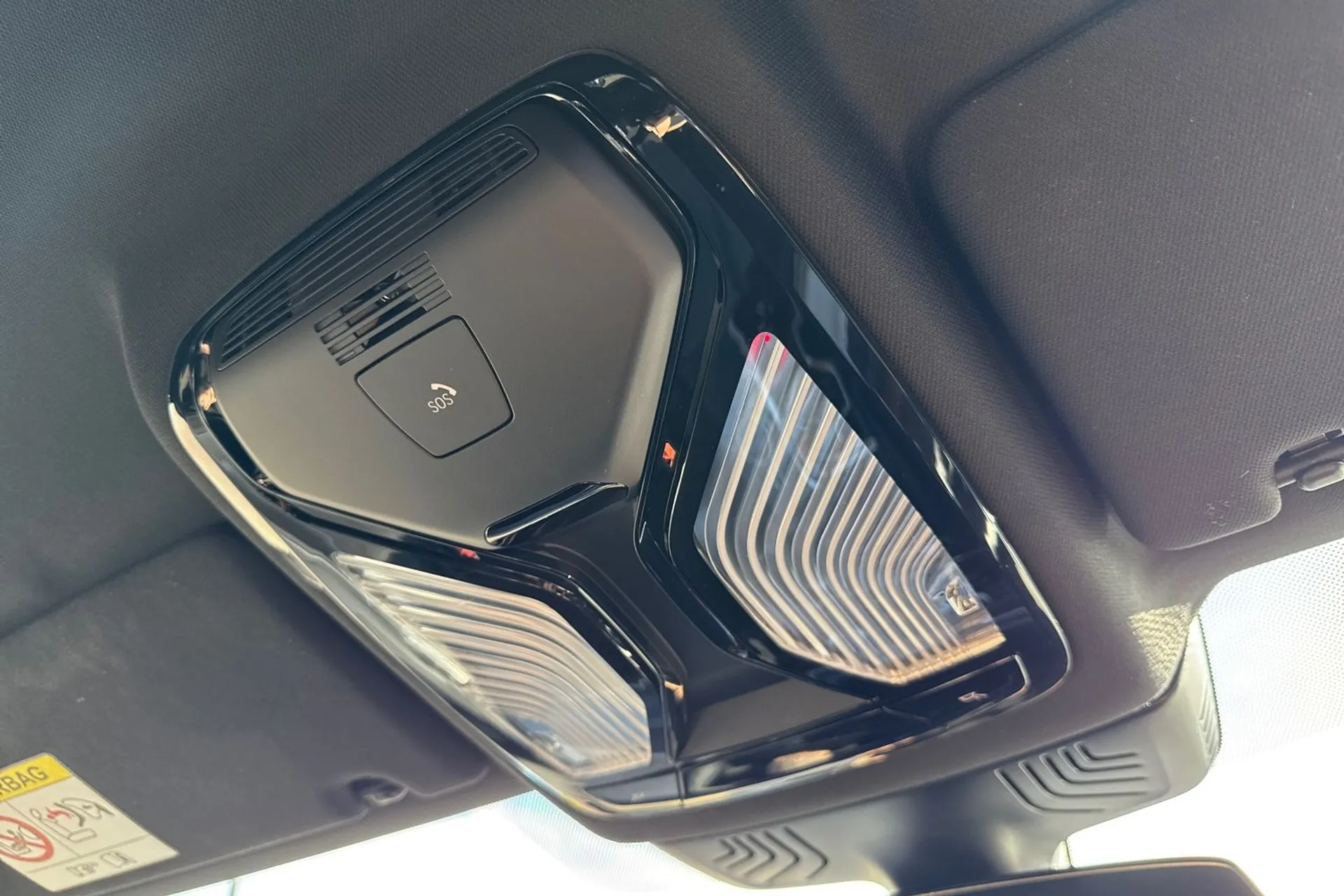 BMW 5 SERIES thumbnail image number 17