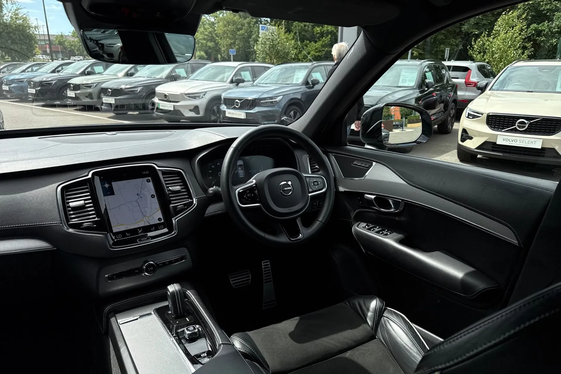 Volvo XC90 thumbnail image number 34