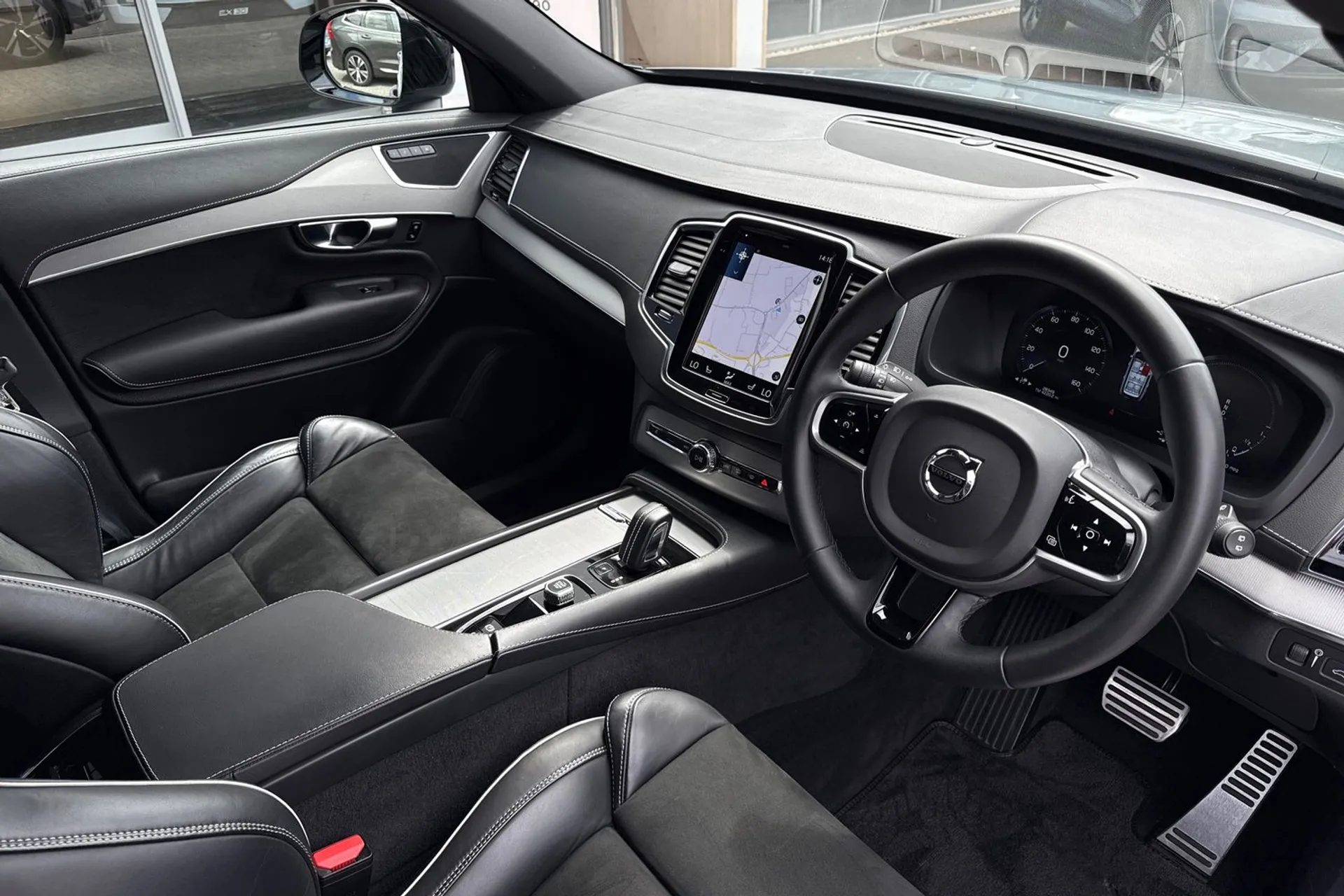 Volvo XC90 thumbnail image number 26