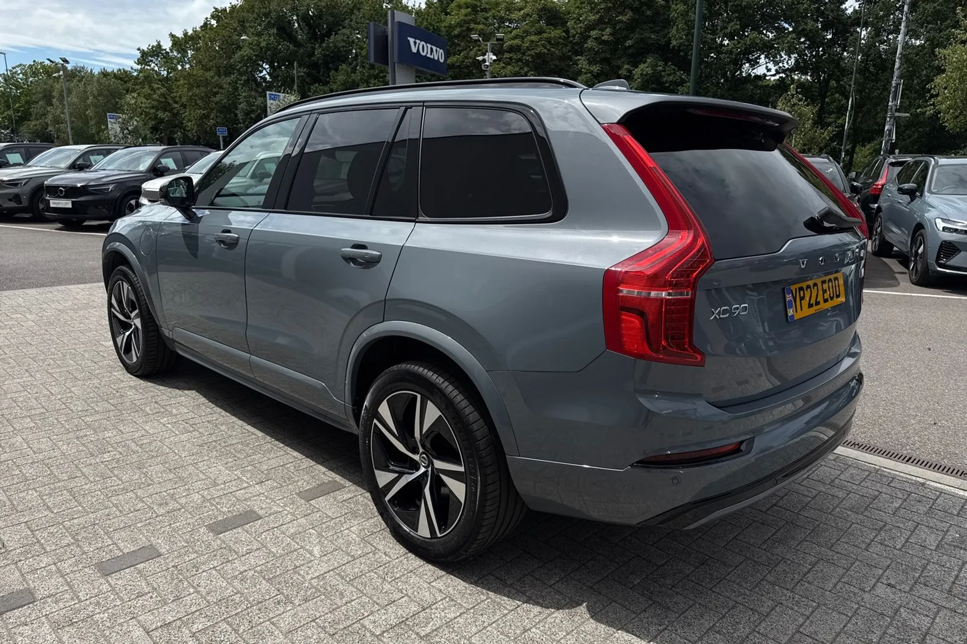 Volvo XC90 thumbnail image number 10