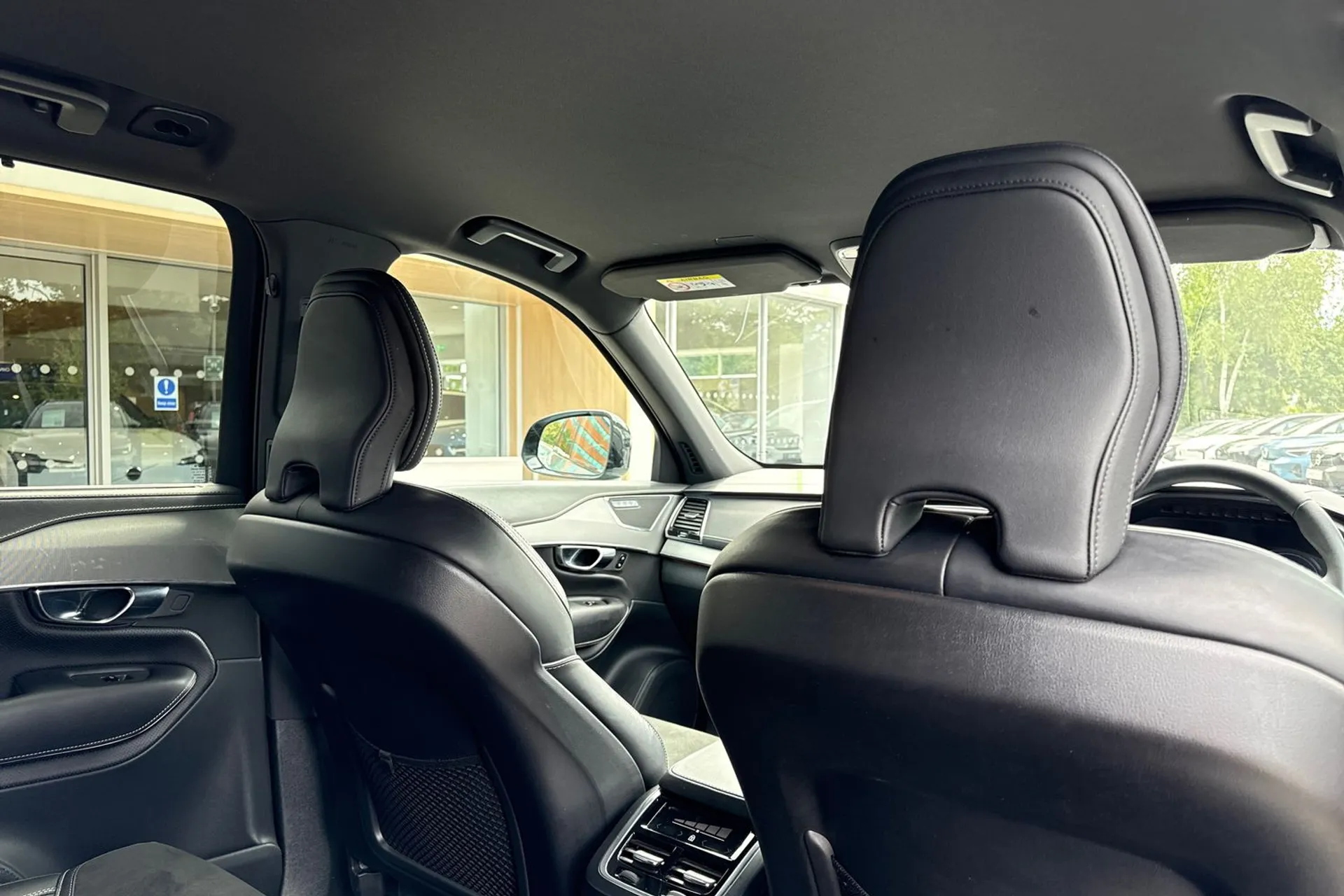 Volvo XC90 thumbnail image number 24