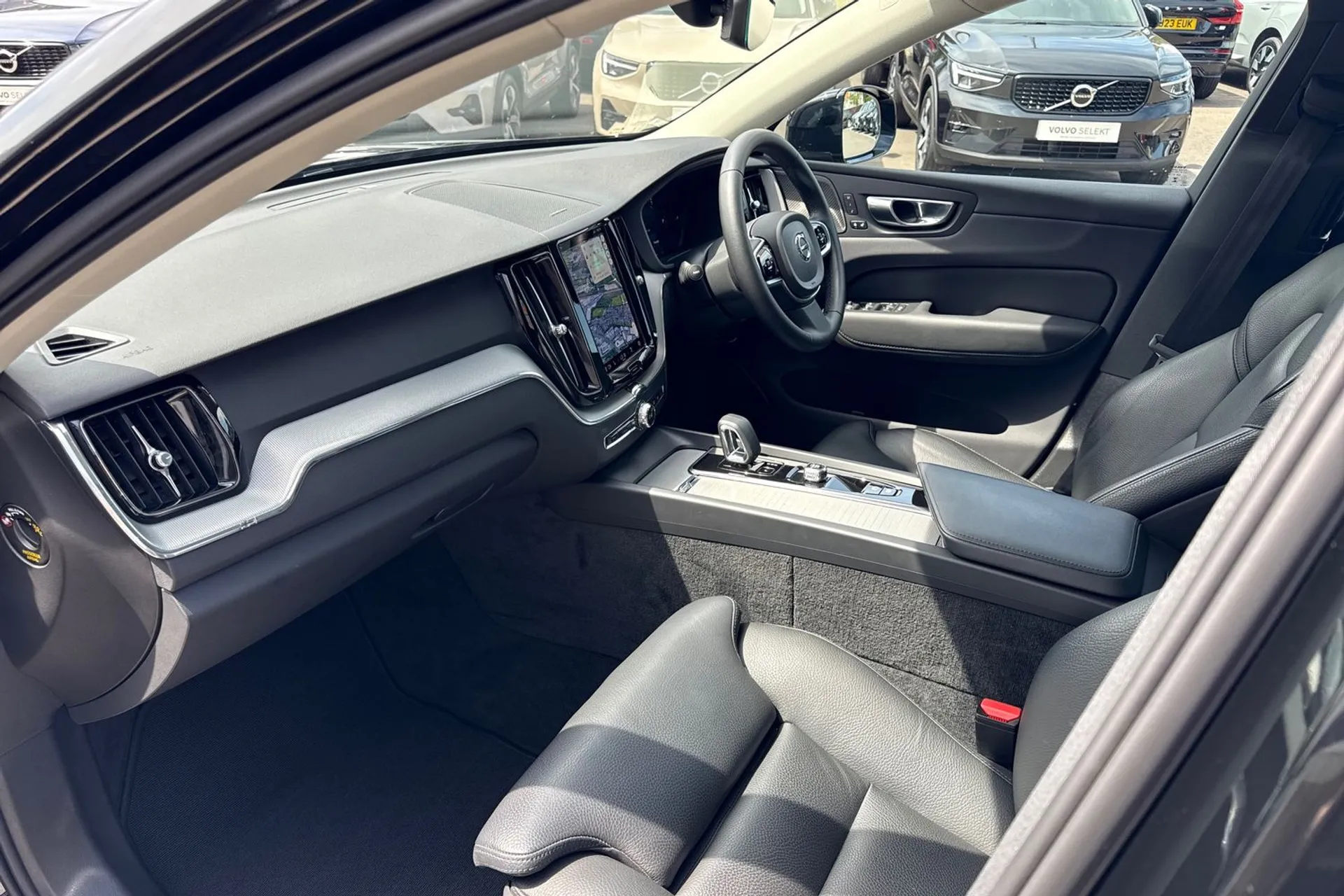 Volvo XC60 thumbnail image number 26