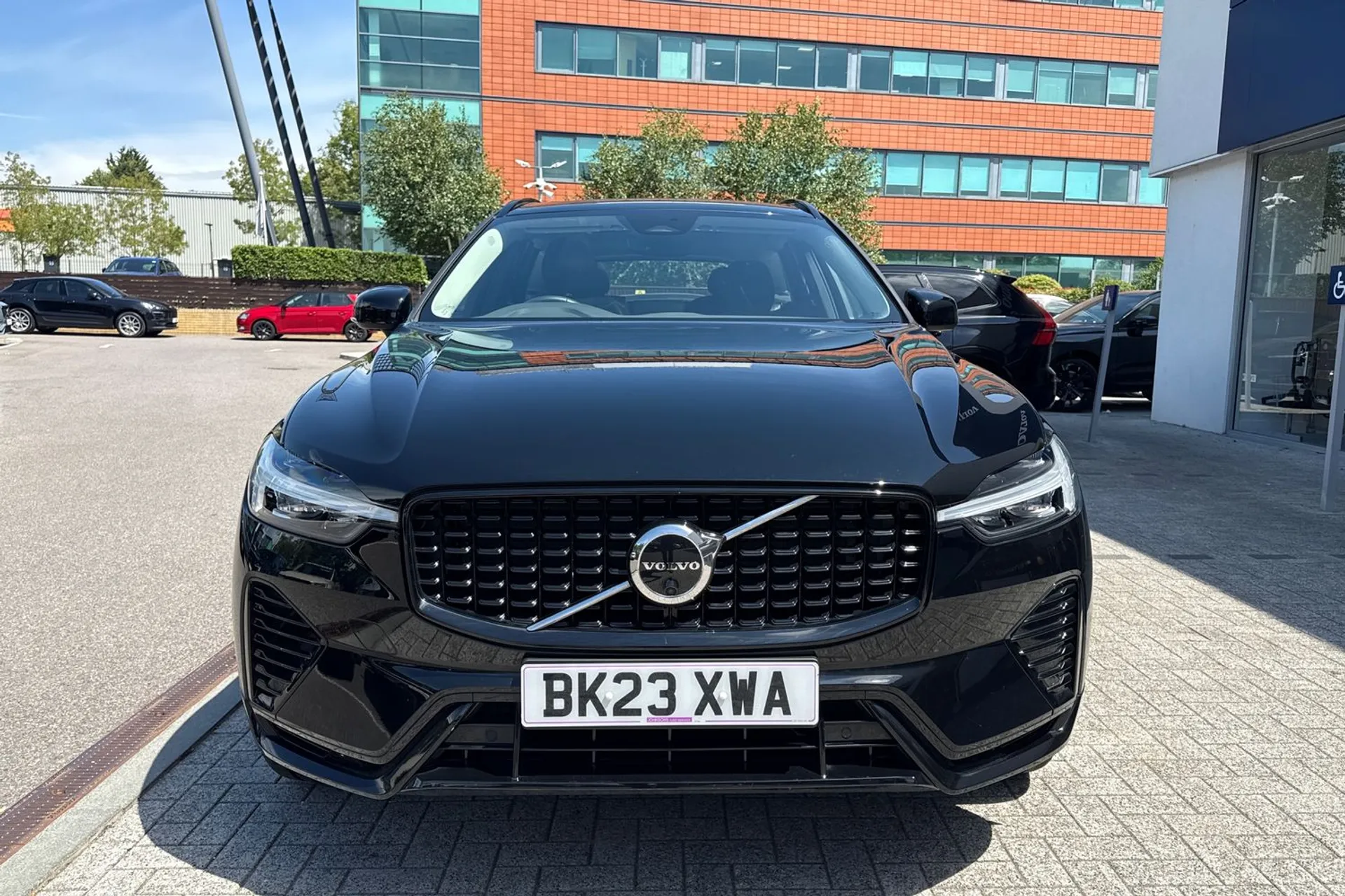 Volvo XC60 thumbnail image number 12