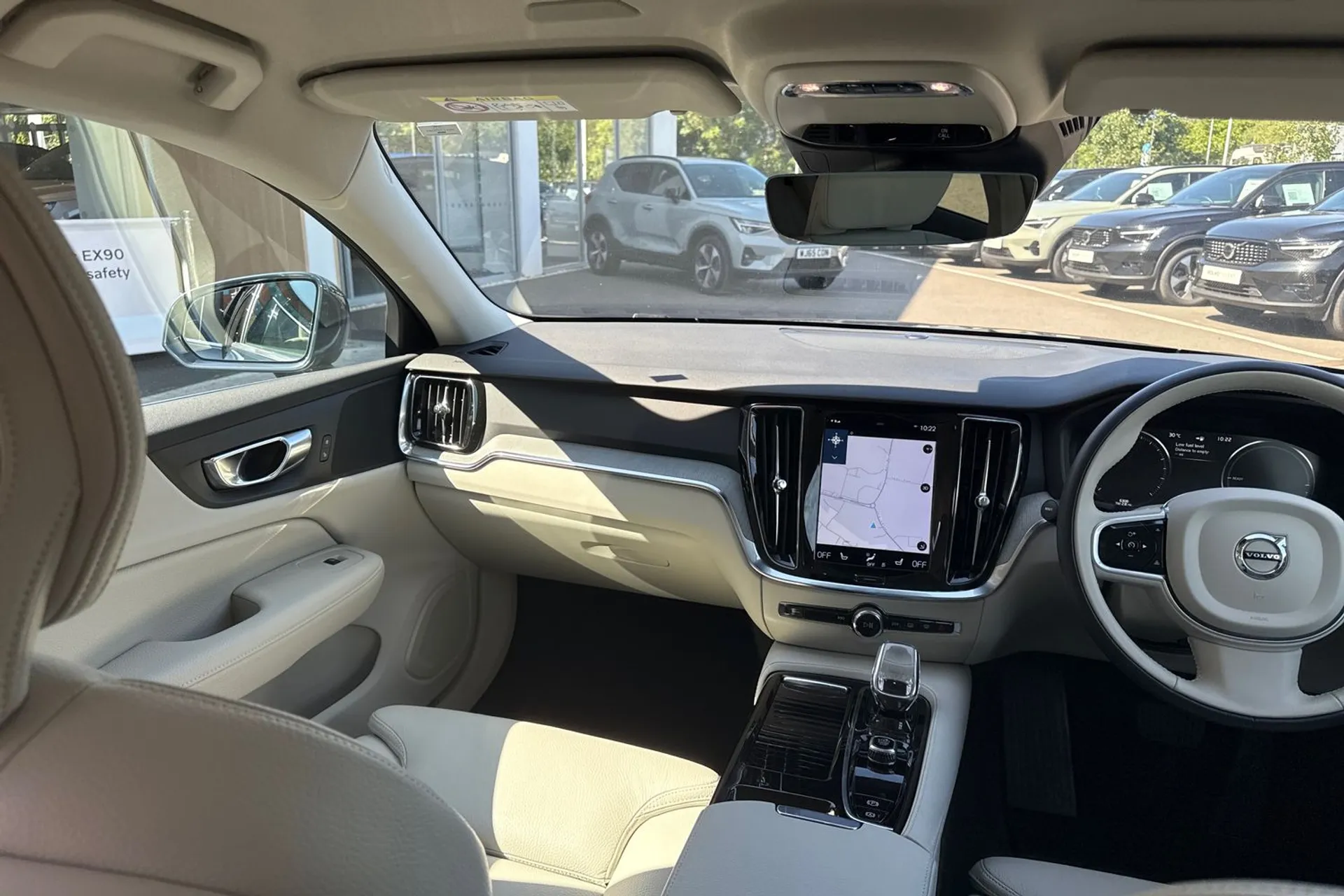 Volvo V60 thumbnail image number 31